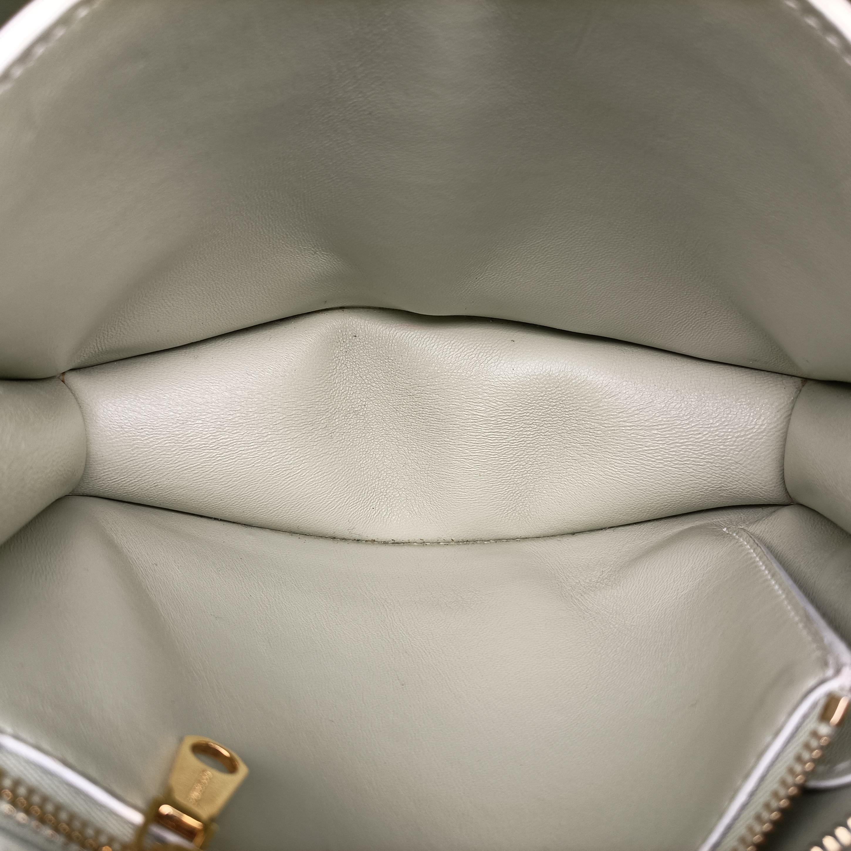 Pre-owned Burberry Monogram Quilted TB Mini Chain White×Green Leather  shoulderbag | stylenewstar