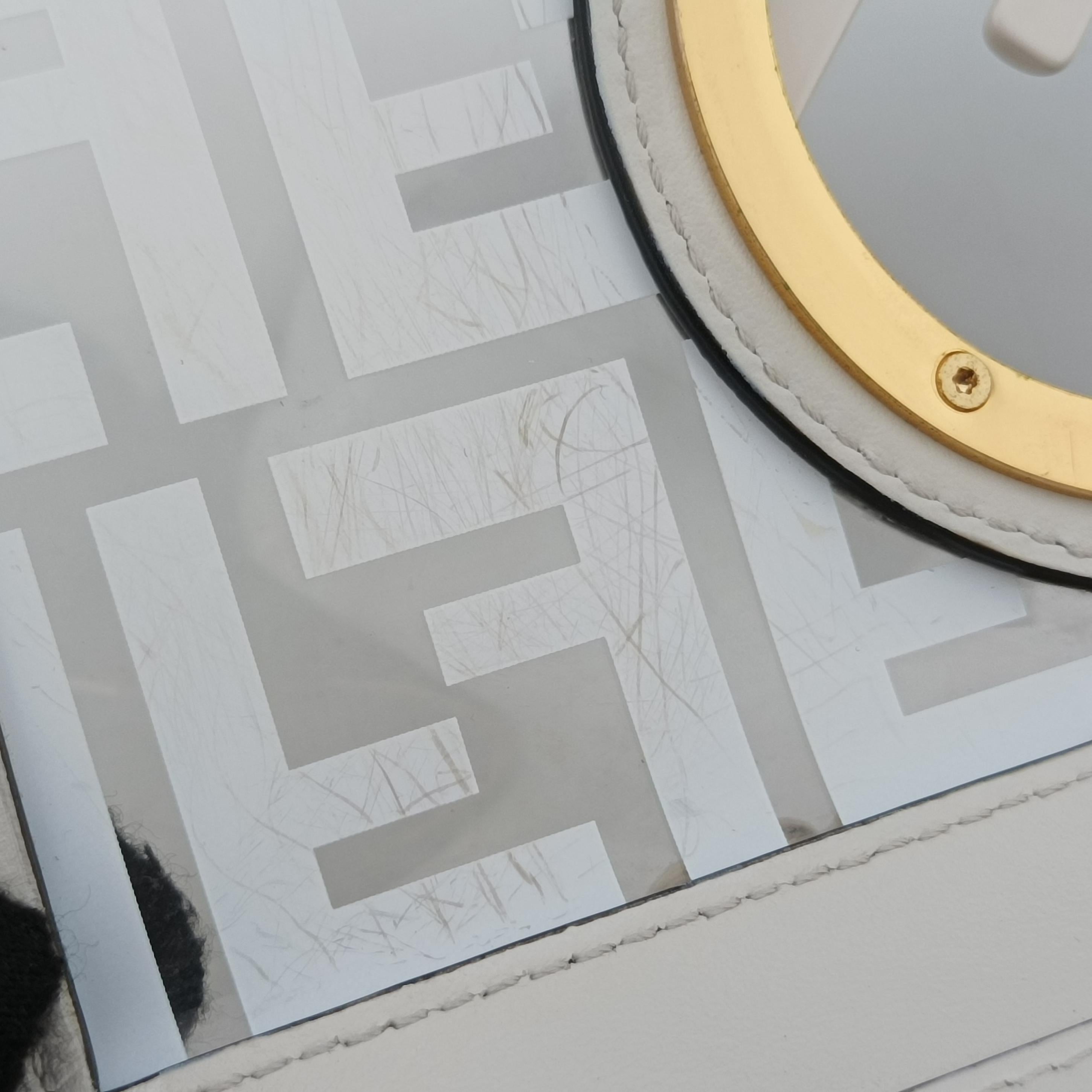 Pre-owned Fendi KAN I F White PVC coated canvas 8BT286 shoulderbag | stylenewstar