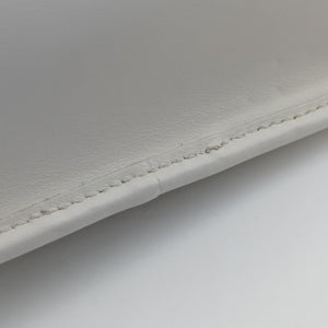 Pre-owned Fendi KAN I F White PVC coated canvas 8BT286 shoulderbag | stylenewstar