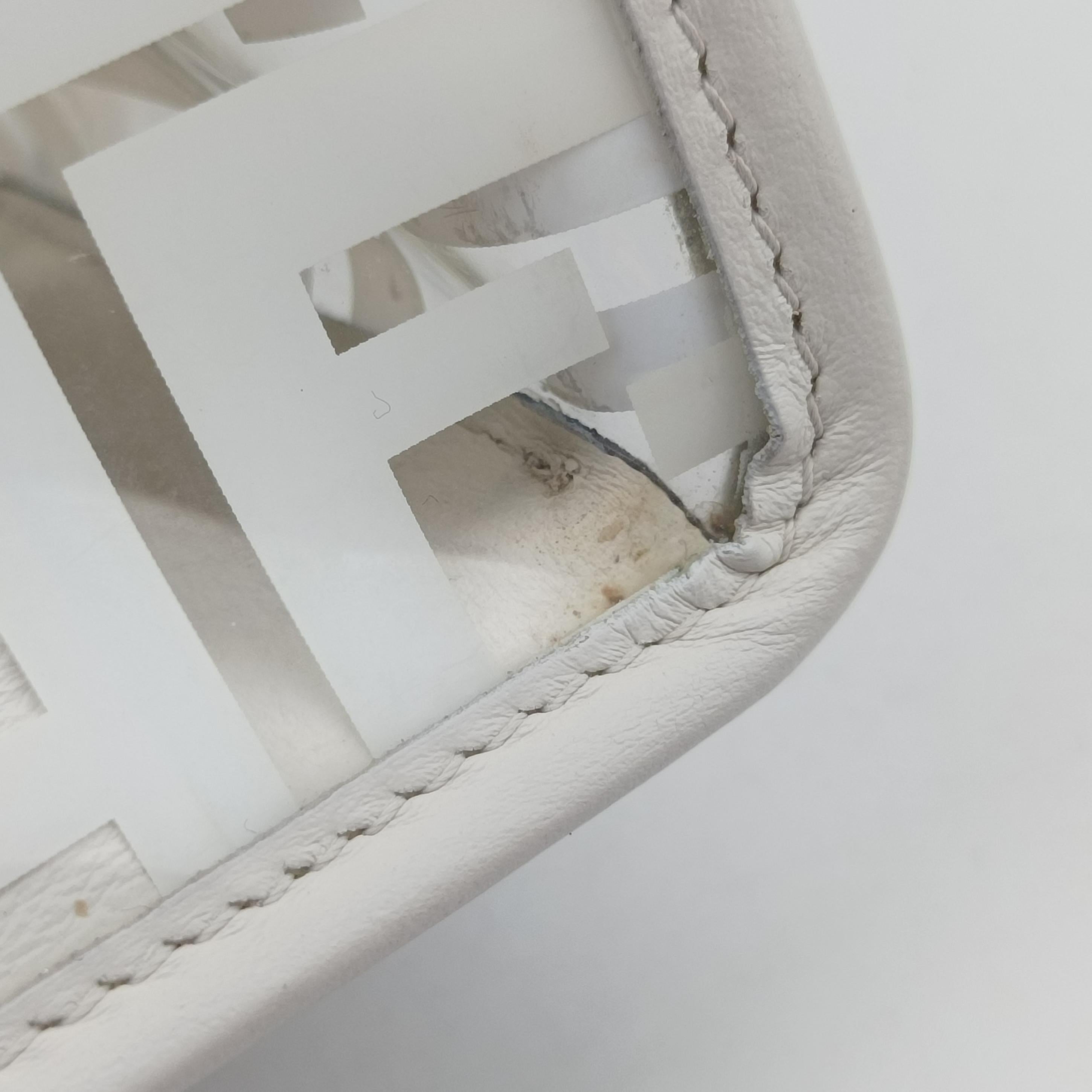 Pre-owned Fendi KAN I F White PVC coated canvas 8BT286 shoulderbag | stylenewstar