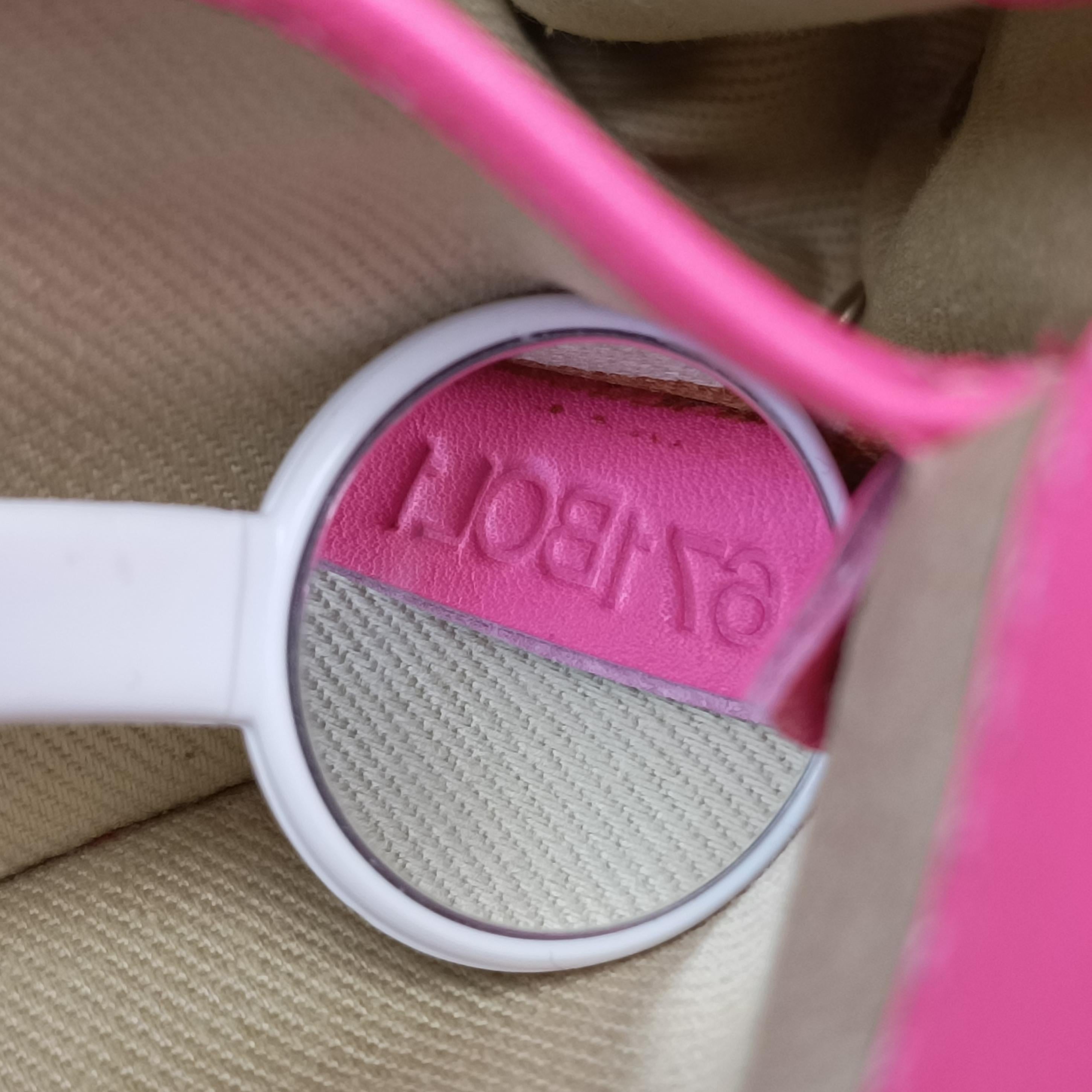 Pre-owned Valentino Rockstud Rose Leather  shoulderbag | stylenewstar