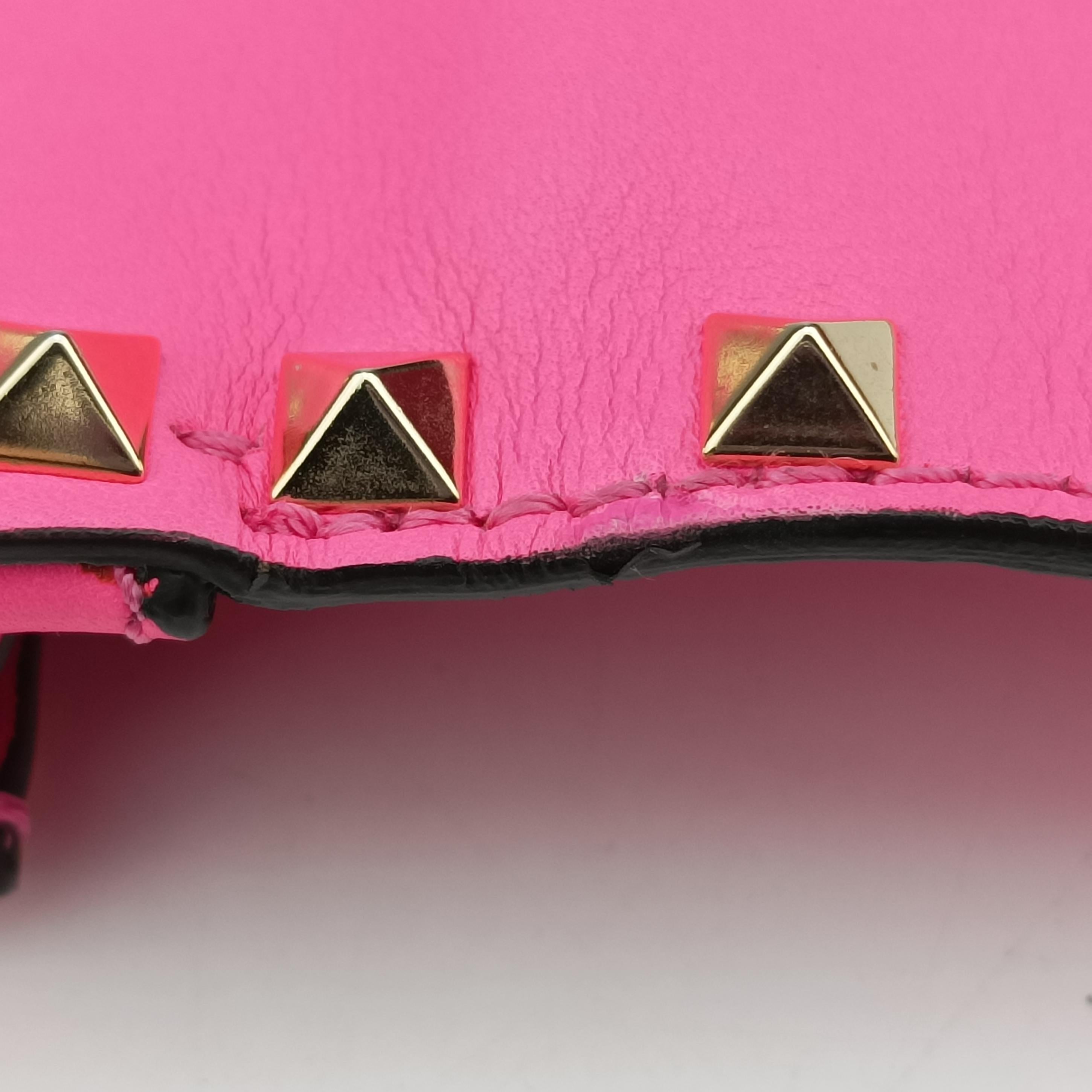 Pre-owned Valentino Rockstud Rose Leather  shoulderbag | stylenewstar