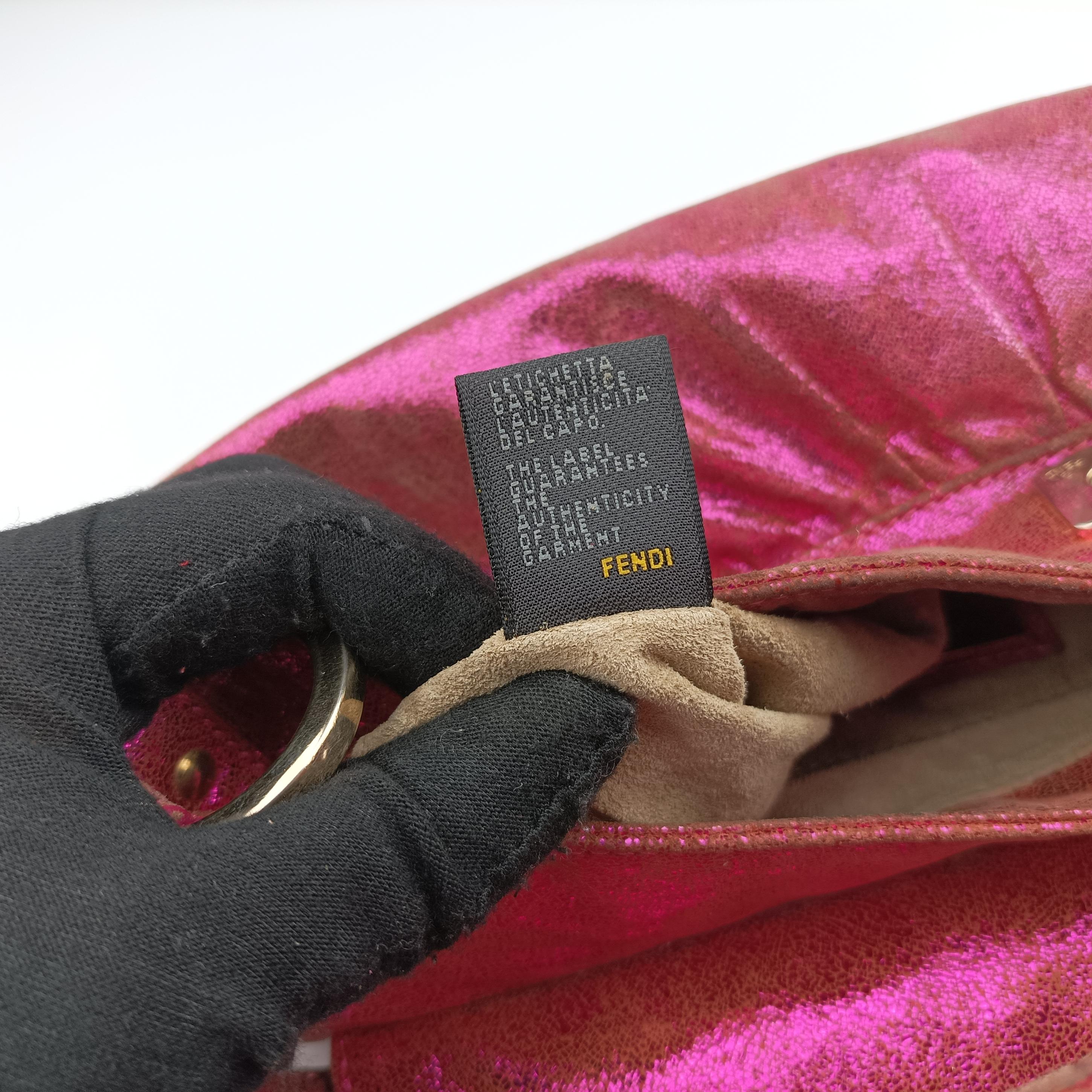 Pre-owned Fendi Chef Pink Leather 8BR353 shoulderbag | stylenewstar