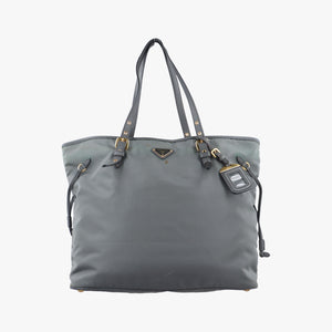 Pre-owned Prada Triangle logo Grey nylon × leather BR4991 handbag | stylenewstar