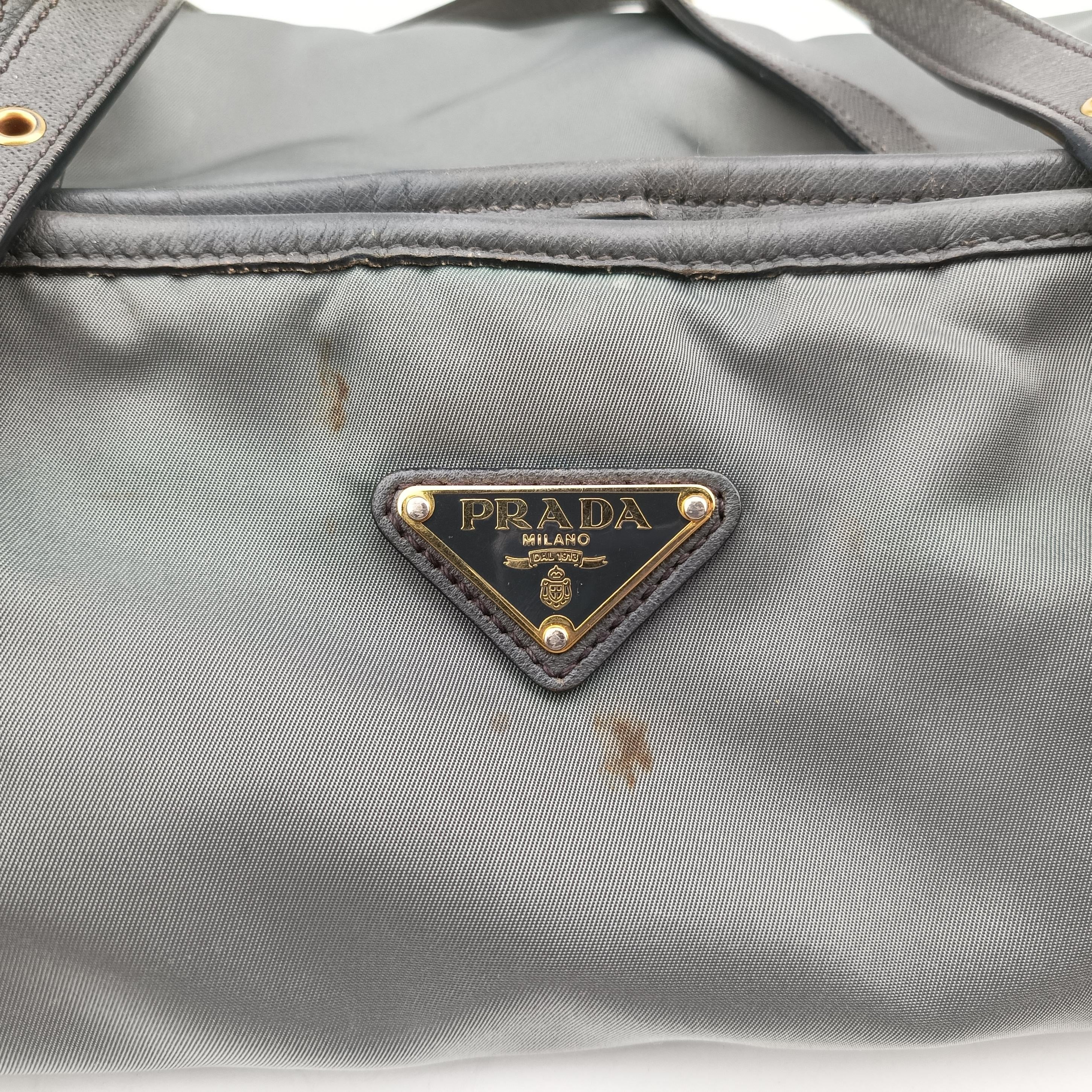 Pre-owned Prada Triangle logo Grey nylon × leather BR4991 handbag | stylenewstar