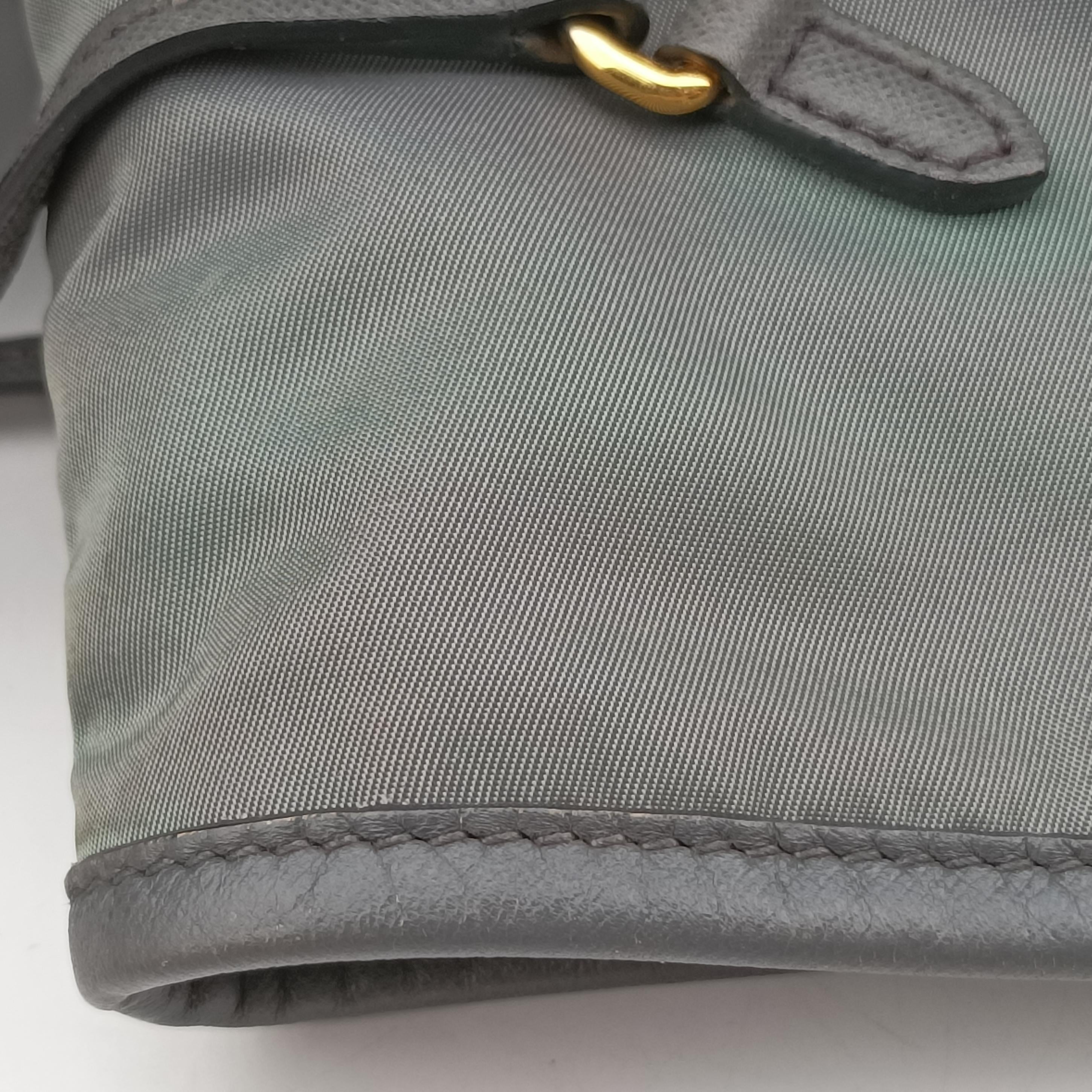 Pre-owned Prada Triangle logo Grey nylon × leather BR4991 handbag | stylenewstar