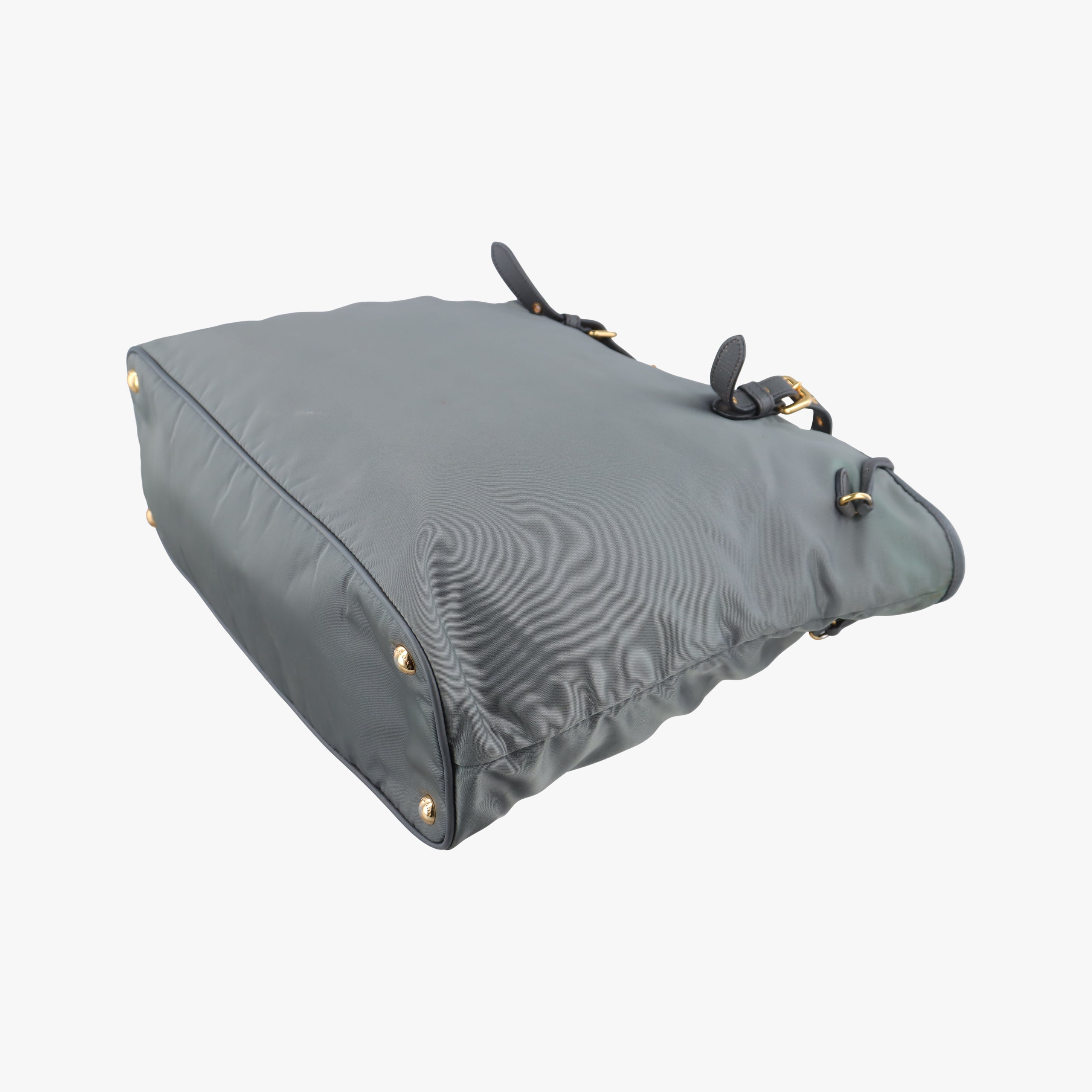 Pre-owned Prada Triangle logo Grey nylon × leather BR4991 handbag | stylenewstar