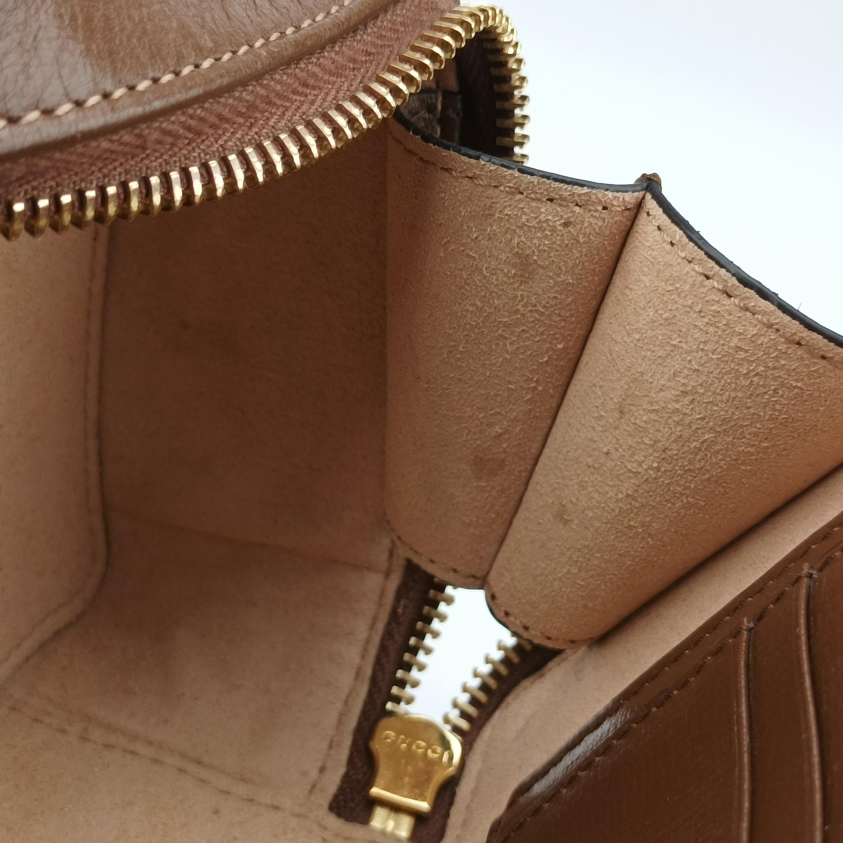 Pre-owned Gucci Interlocking G Brown PVC coated canvas 671674 shoulderbag | stylenewstar