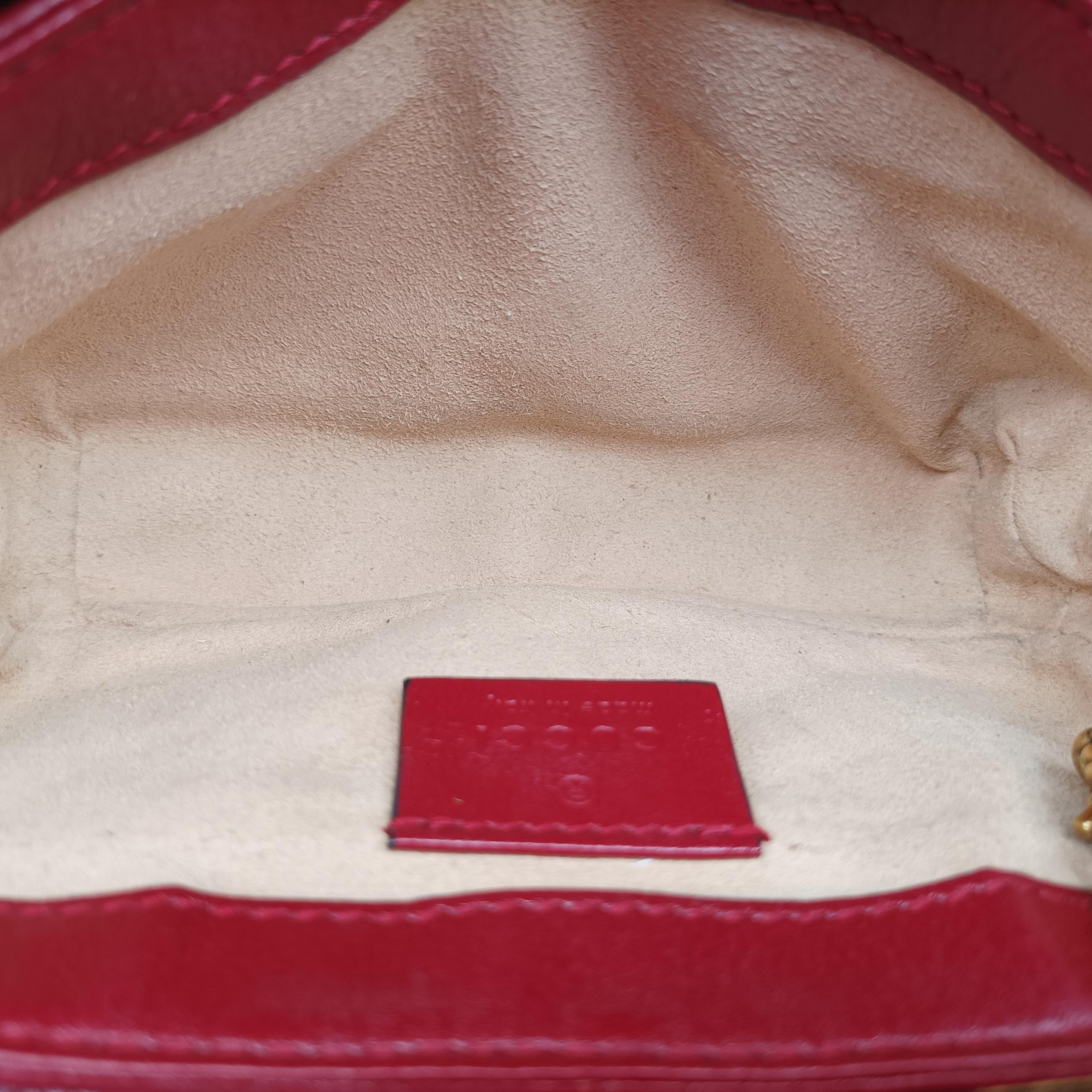 Pre-owned Gucci GG Marmont Black×Red Leather 574969 shoulderbag | stylenewstar