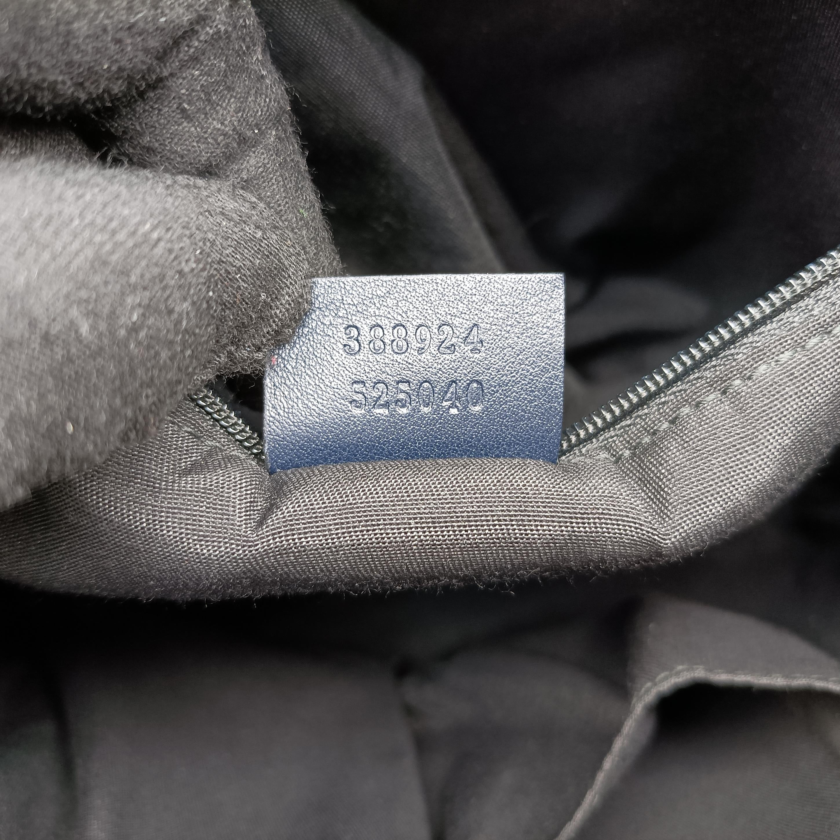 Pre-owned Gucci GG Supreme Grey PVC coated canvas 388924 shoulderbag | stylenewstar