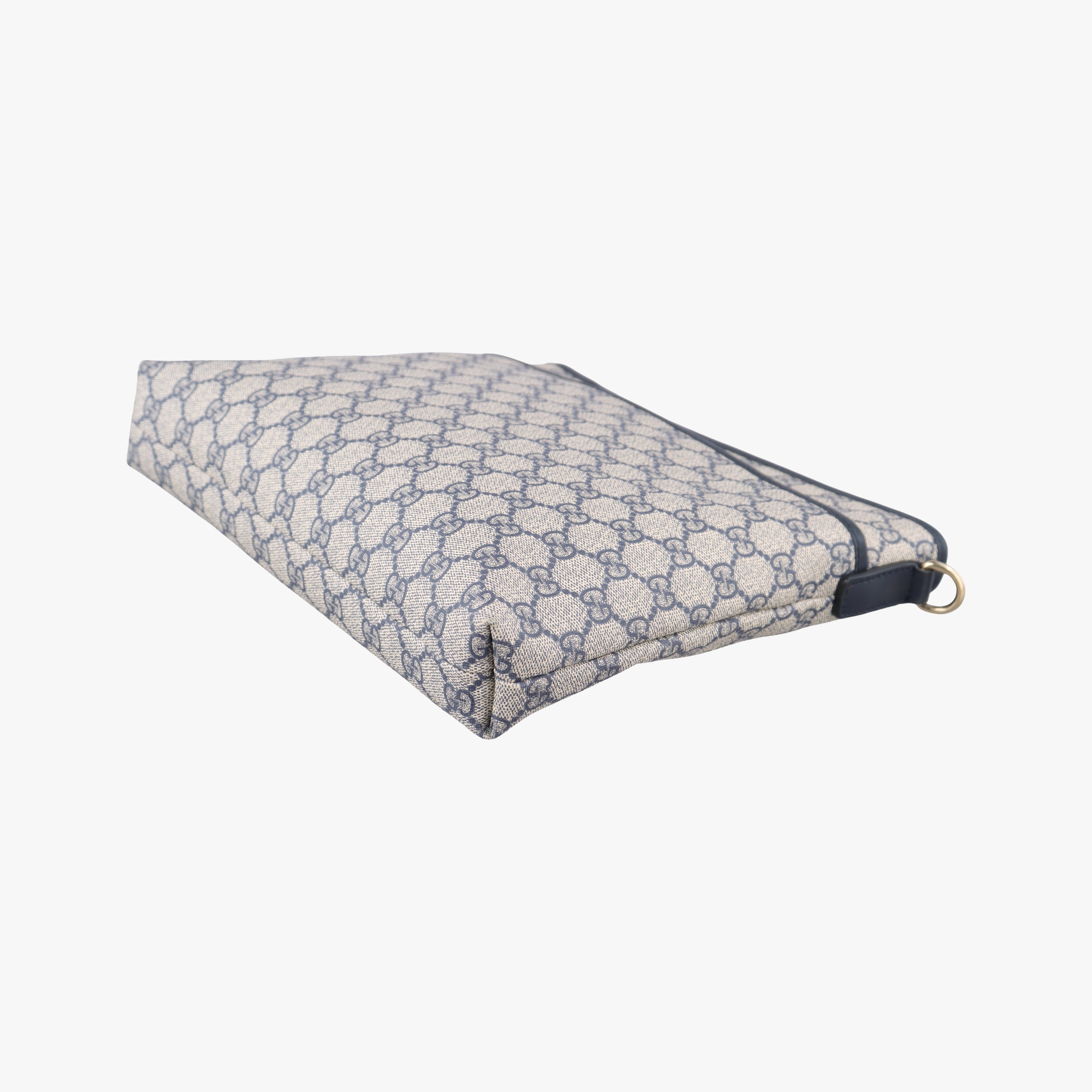 Pre-owned Gucci GG Supreme Grey PVC coated canvas 388924 shoulderbag | stylenewstar