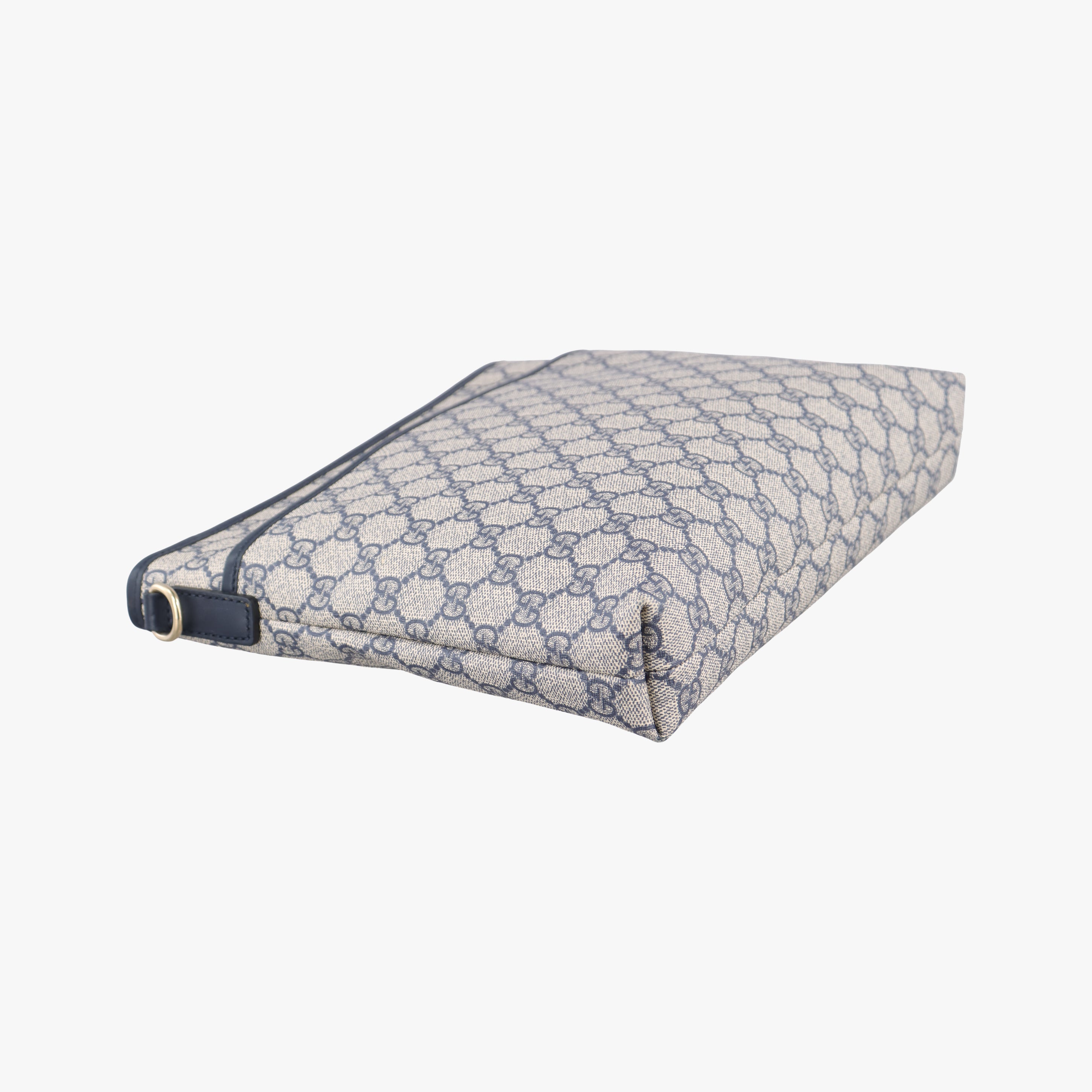 Pre-owned Gucci GG Supreme Grey PVC coated canvas 388924 shoulderbag | stylenewstar