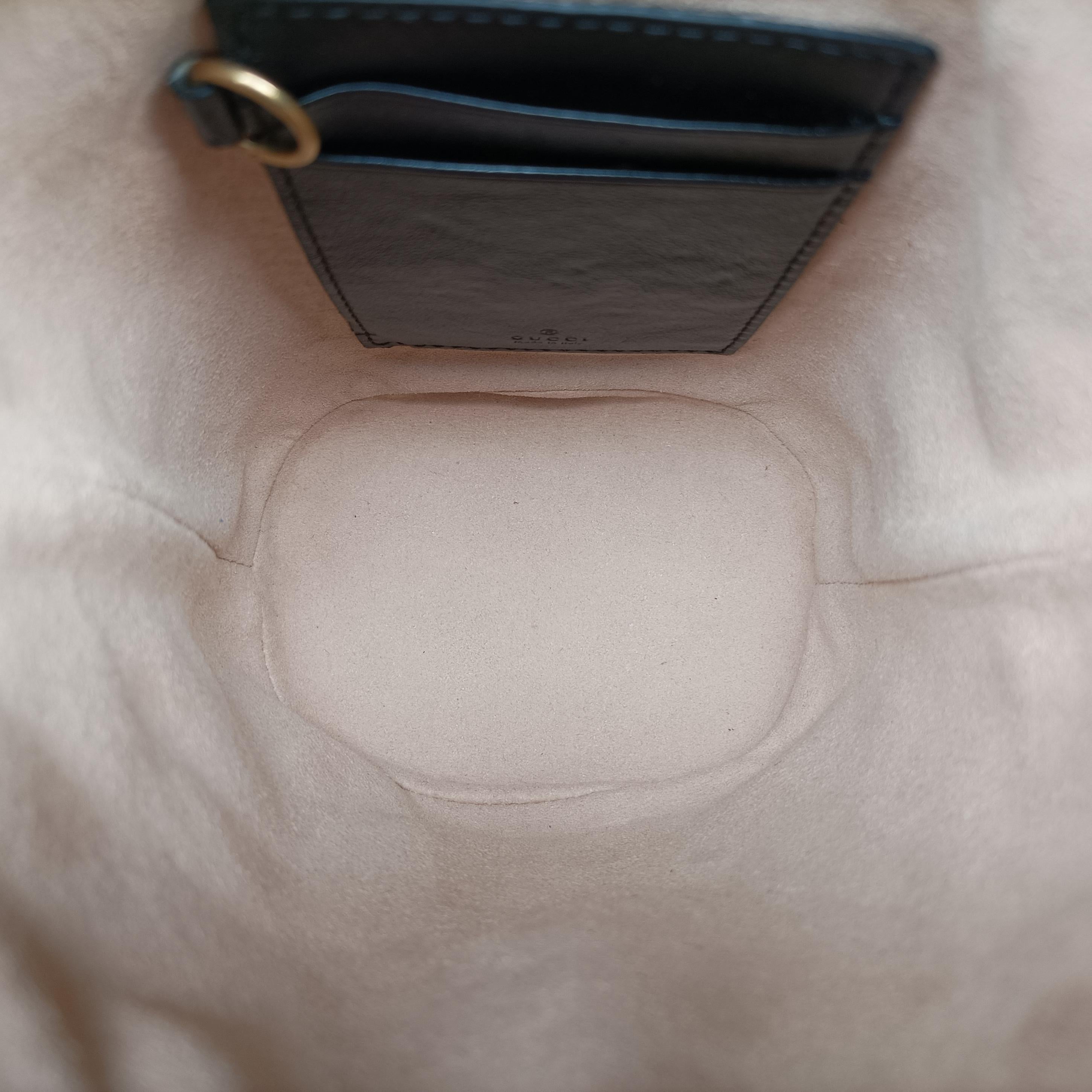 Pre-owned Gucci GG Marmont Black×red Leather 573817 shoulderbag | stylenewstar