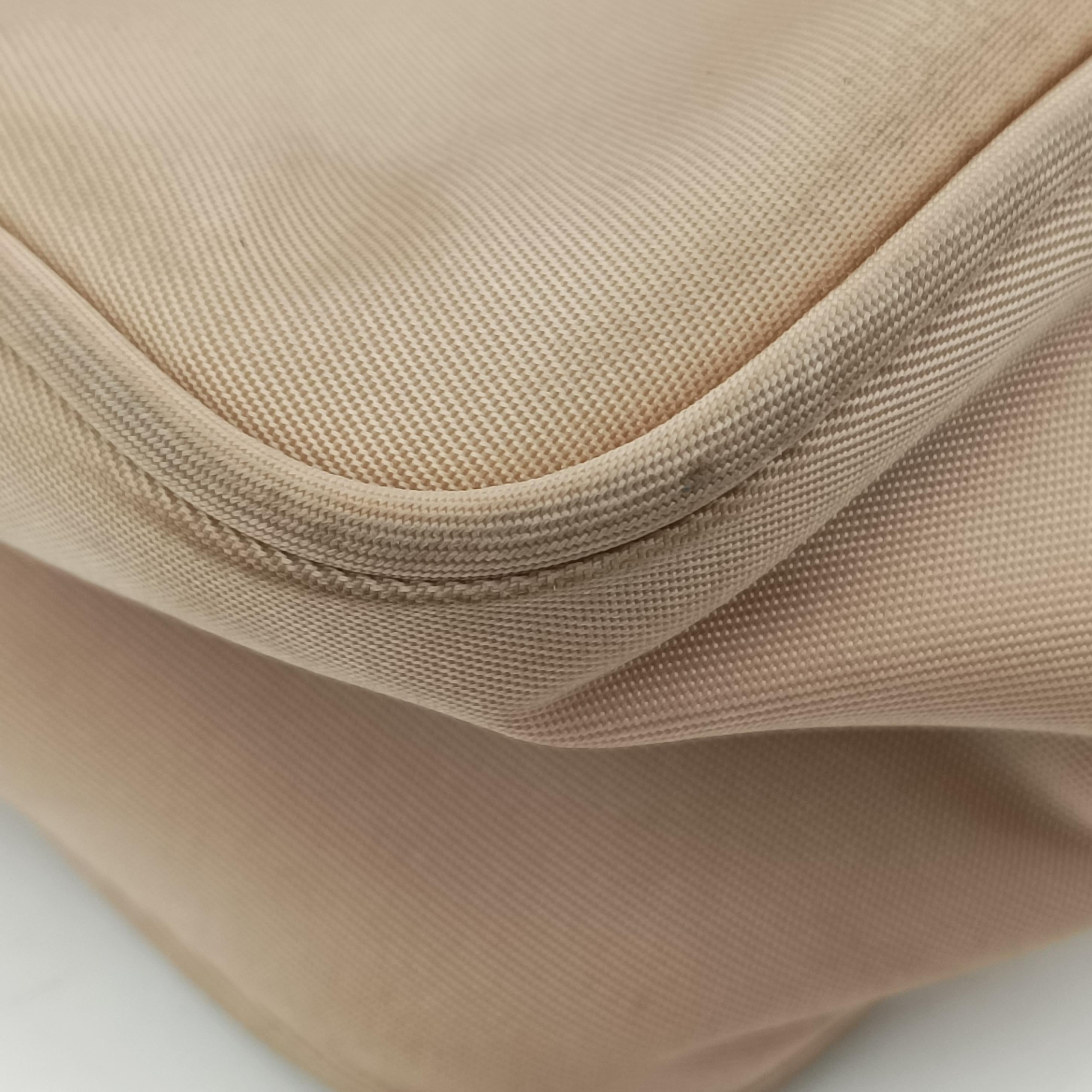 Pre-owned Prada Re-Edition 2005 Re-Nylon Bag Beige nylon 1BH204 handbag | stylenewstar