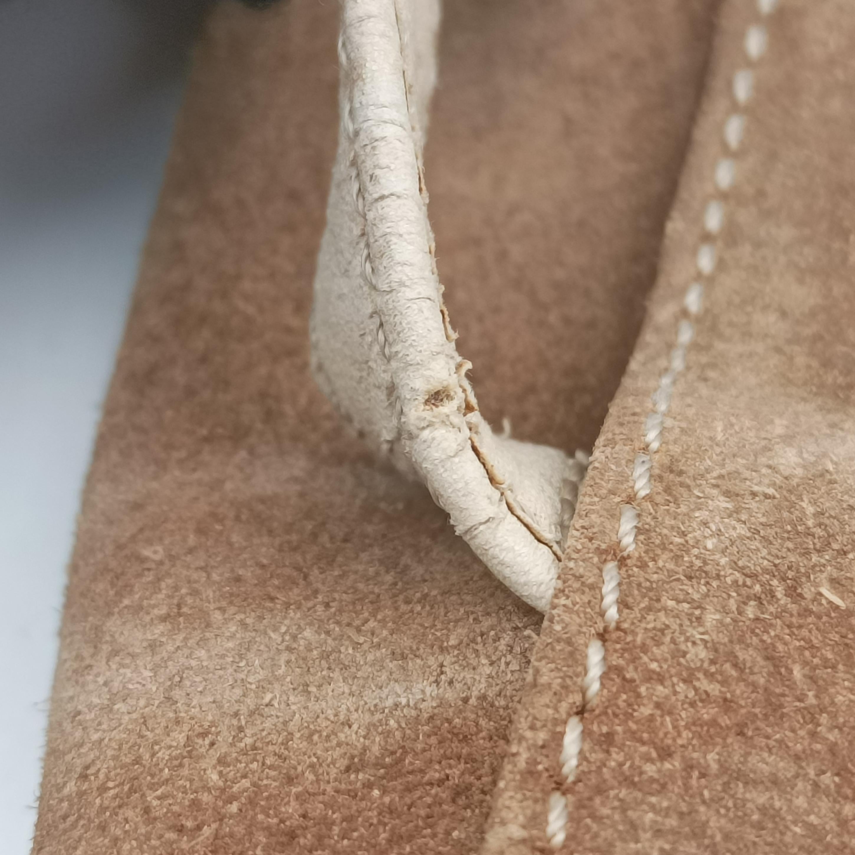 Pre-owned Loewe Anagram Brown×white Suede × leather  shoulderbag | stylenewstar