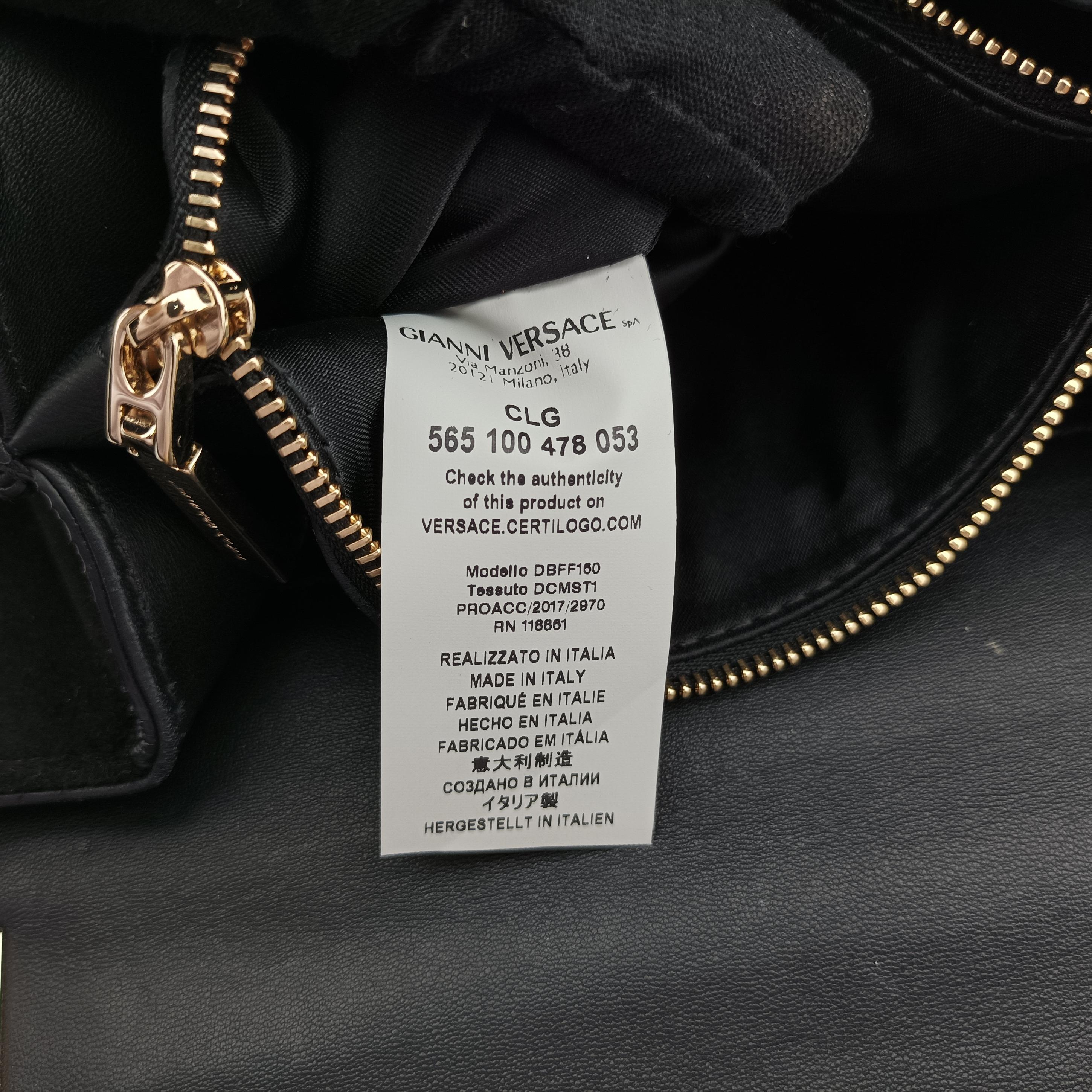 Pre-owned VERSACE medusa Black Leather  shoulderbag | stylenewstar