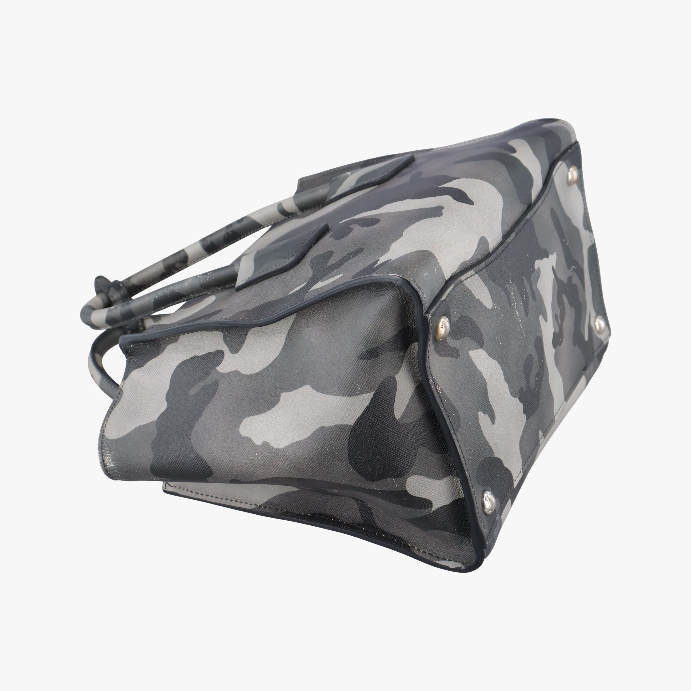 Pre-owned Prada Triangle plate logo Gray×Multicolour SAFFIANO Leather B2625P shoulderbag | stylenewstar