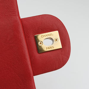 Vintage Chanel V stitch Red lambskin A92088 shoulderbag | stylenewstar