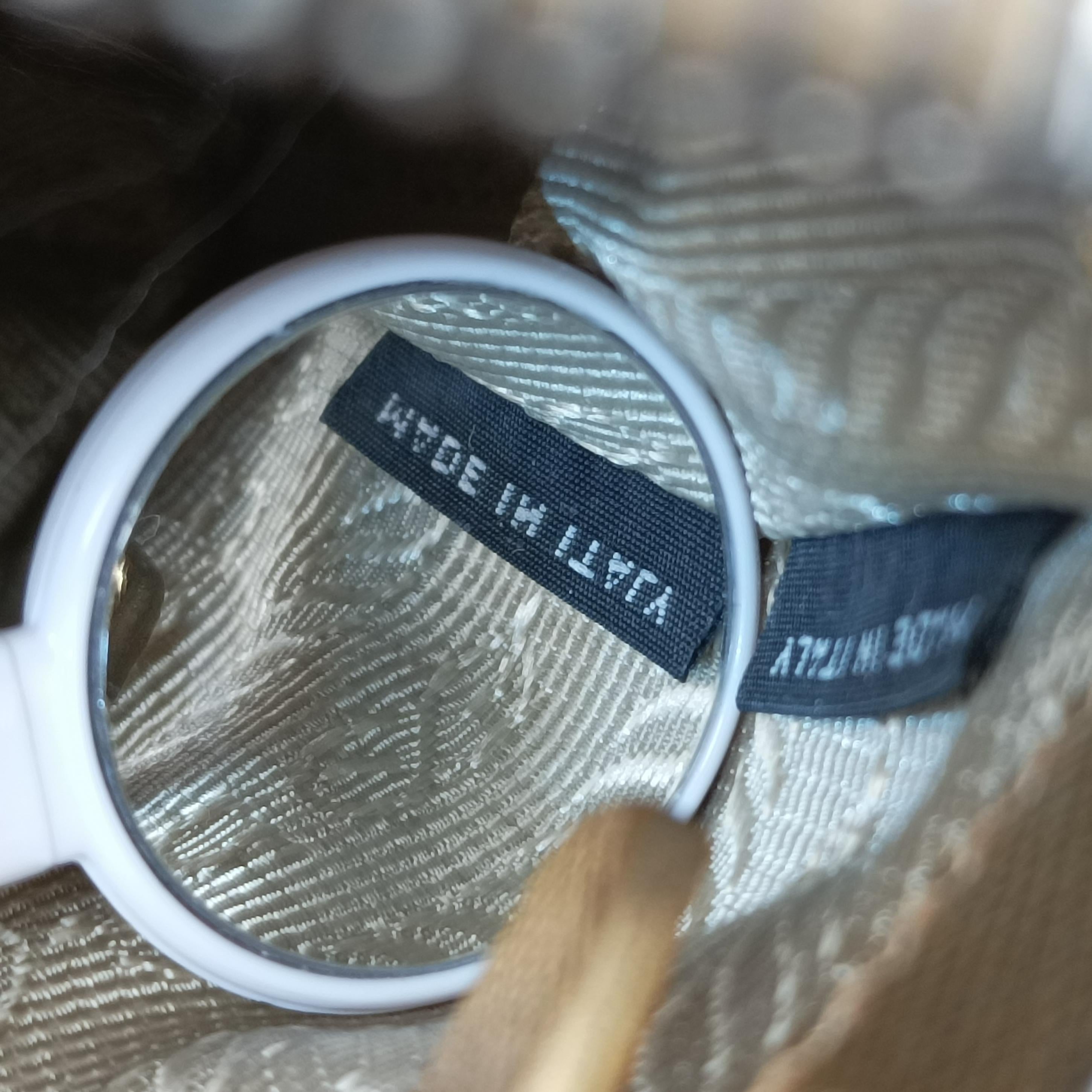 Pre-owned Prada Triangular logo plate Golden×White SAFFIANO Leather BT947C shoulderbag | stylenewstar