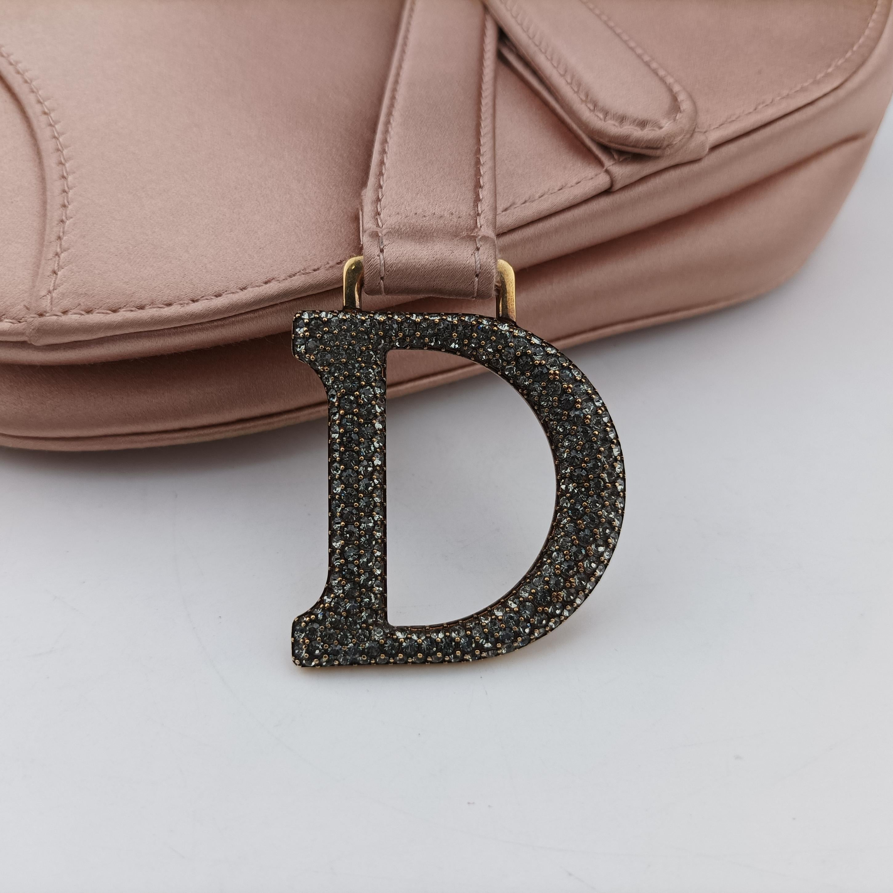 Pre-owned Christian Dior Saddle Pink silk  handbag | stylenewstar