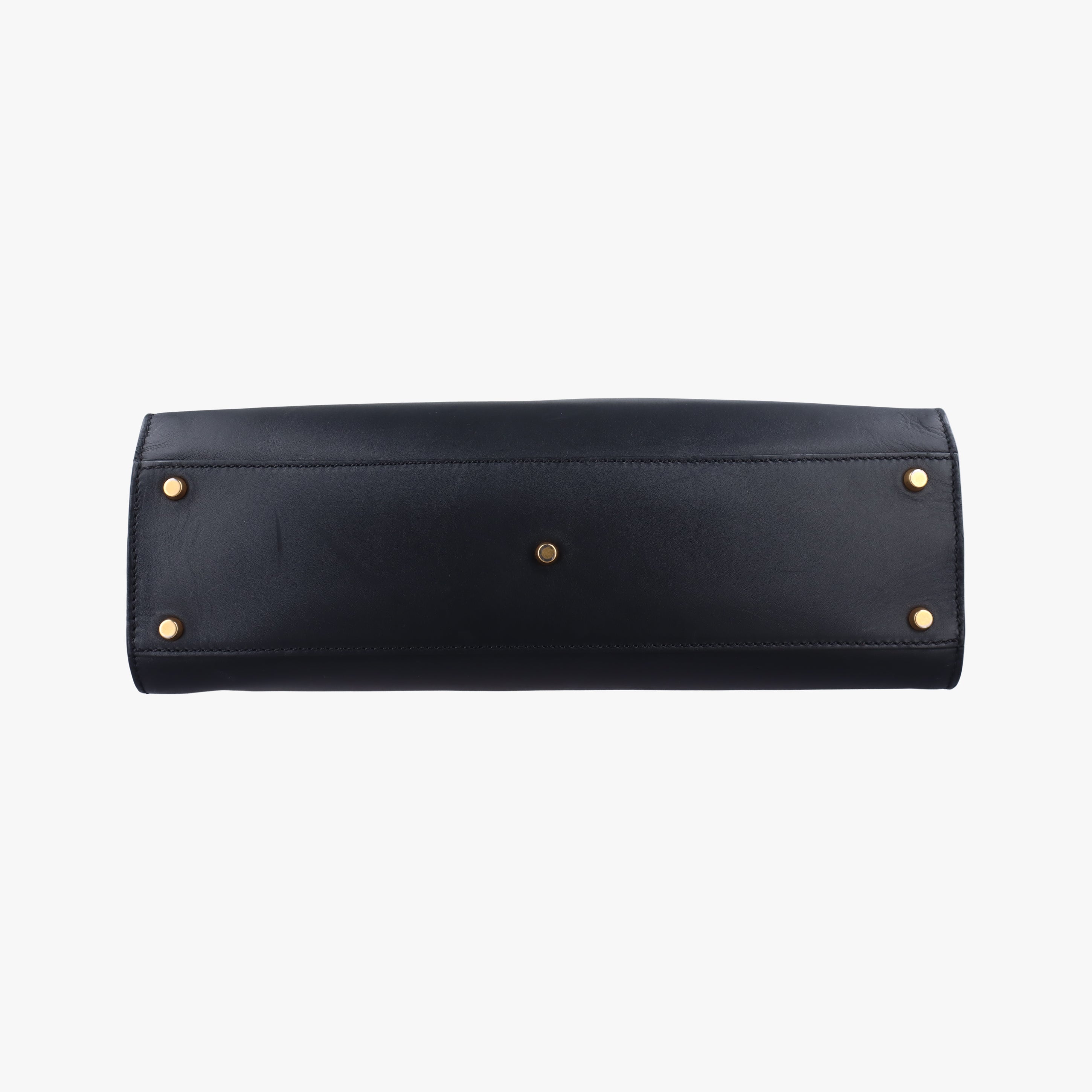 Pre-owned VERSACE medusa Black leather  handbag | stylenewstar