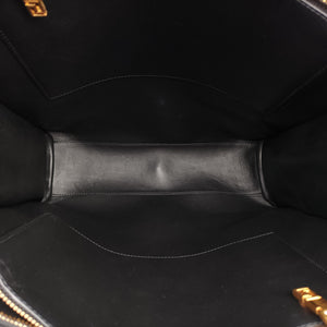 Pre-owned VERSACE medusa Black leather  handbag | stylenewstar