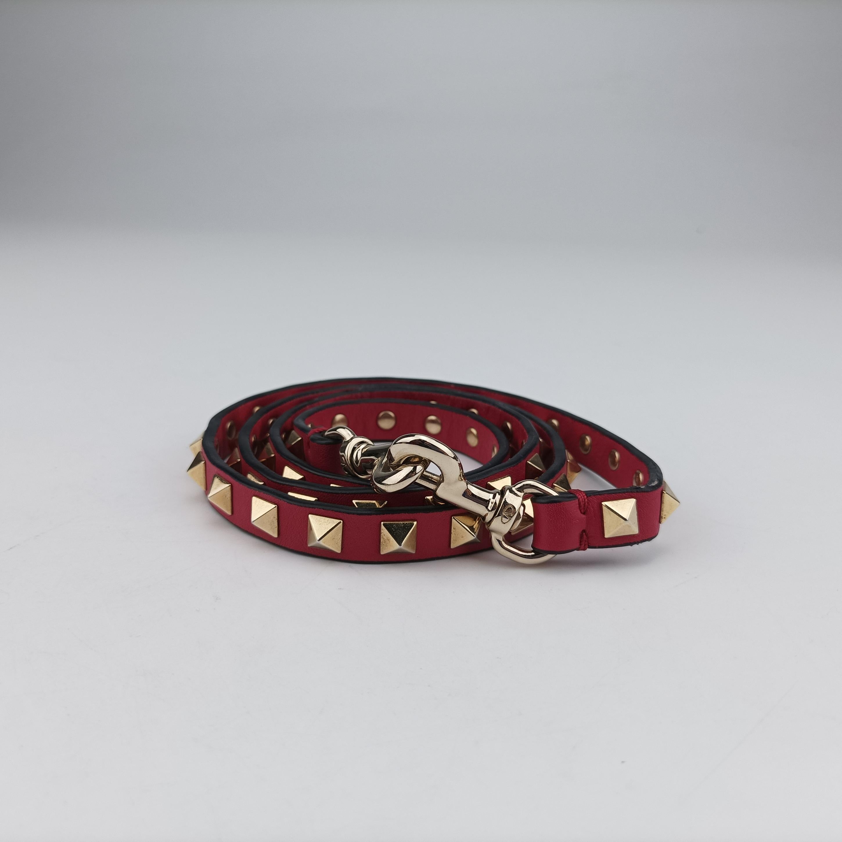 Secondhand Valentino Rockstud Red Leather  shoulderbag | stylenewstar