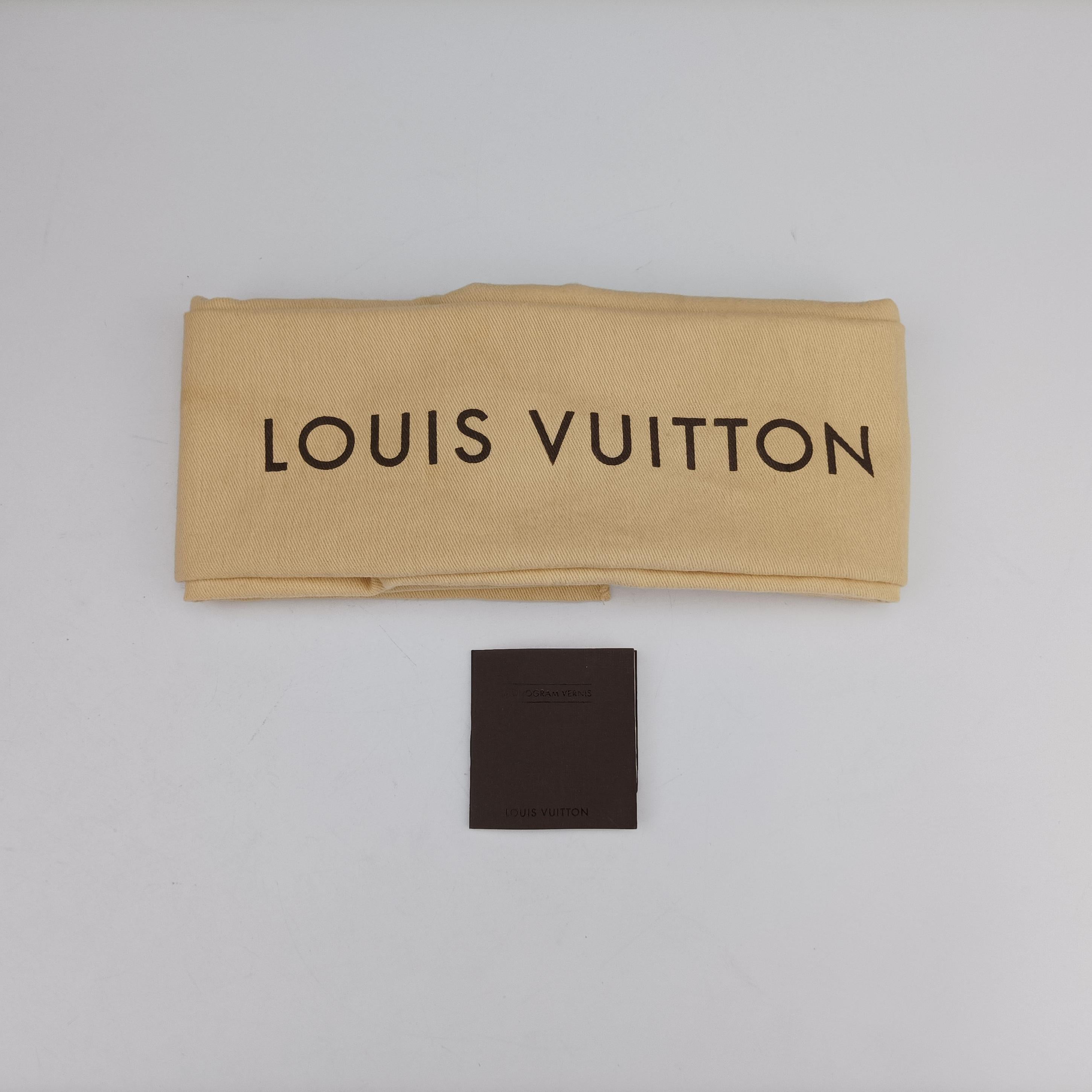 Vintage Louis Vuitton Alma GM pomme d'amour Vernis M93596 handbag | stylenewstar