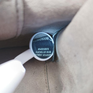 Pre-owned Fendi KAN I F Black Leather 8BT286 shoulderbag | stylenewstar