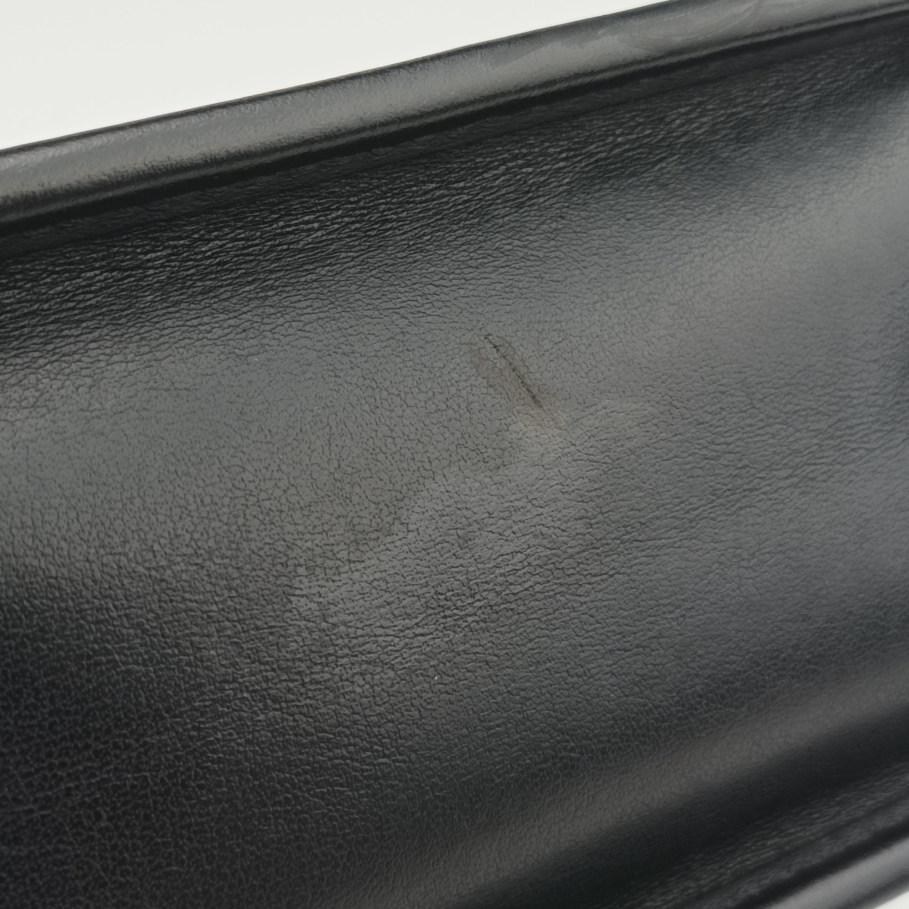 Pre-owned Fendi KAN I F Black Leather 8BT286 shoulderbag | stylenewstar