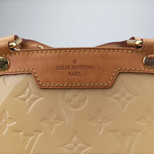 Pre-owned Louis Vuitton Bréa MM Dunne Vernis M90180 shoulderbag | stylenewstar