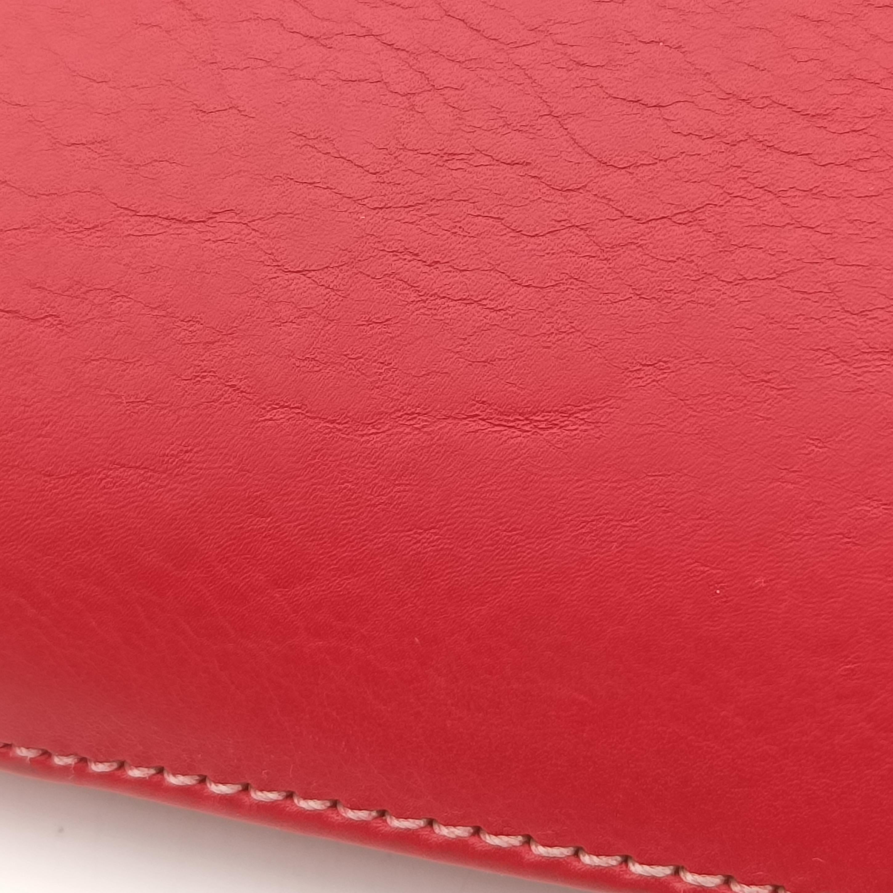 Pre-owned Christian Dior CD Logo Red Leather  handbag | stylenewstar