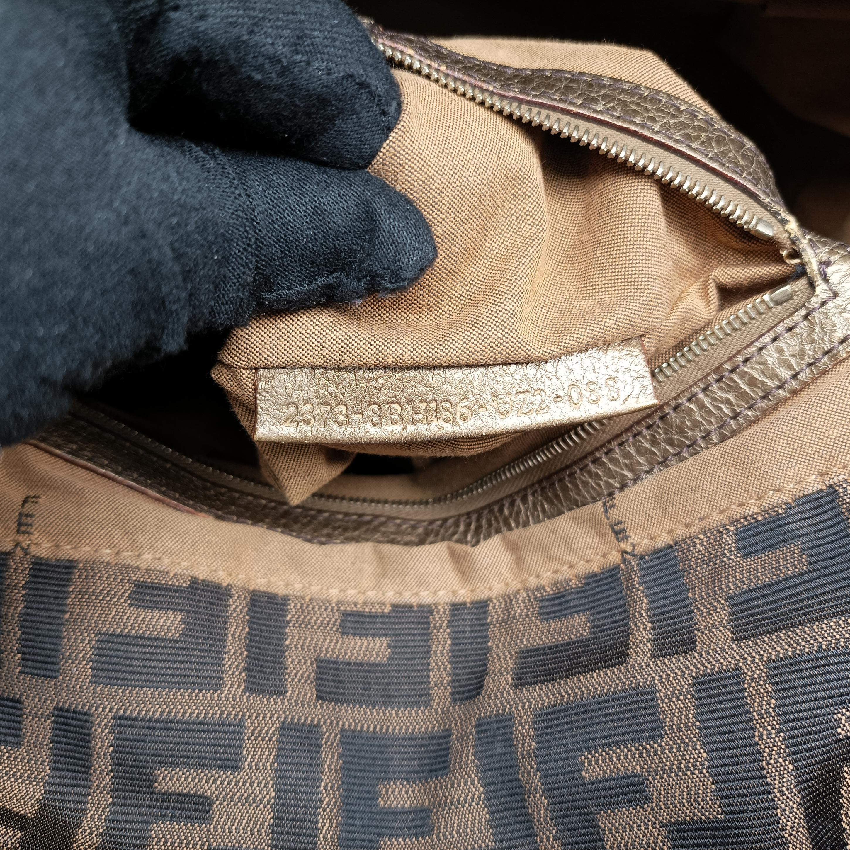 Pre-owned Fendi Zucca Print Brown canvas 8BH186 handbag | stylenewstar