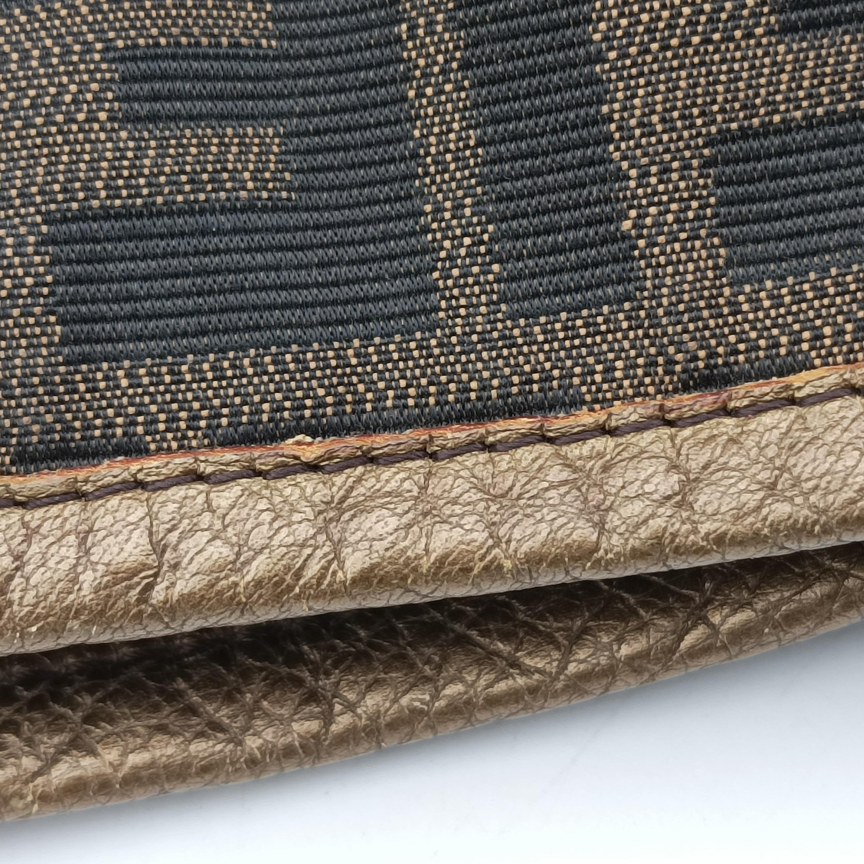 Pre-owned Fendi Zucca Print Brown canvas 8BH186 handbag | stylenewstar