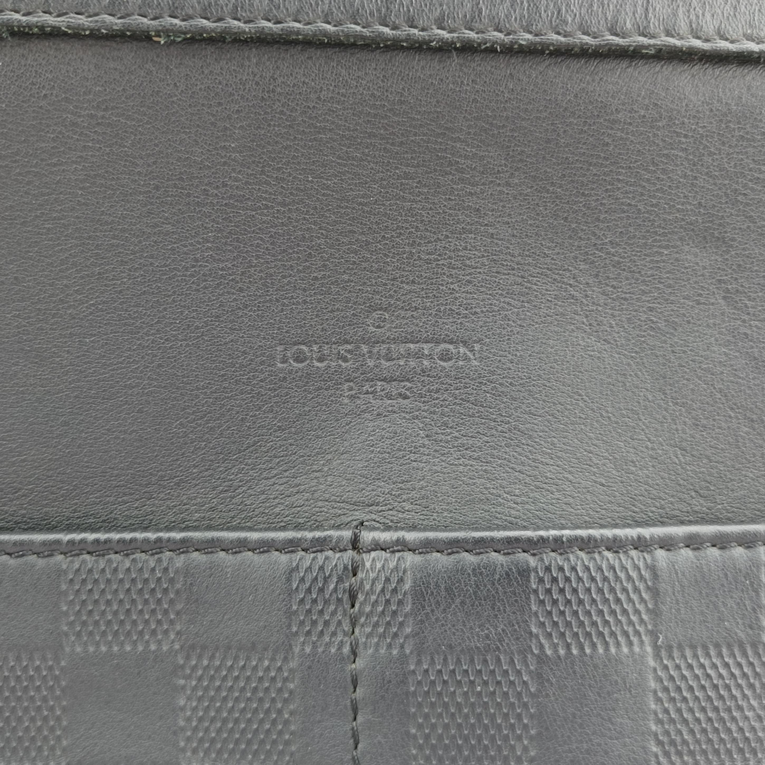 Pre-owned Louis Vuitton Calypso MM ONYX Damier Infini N41201 shoulderbag | stylenewstar