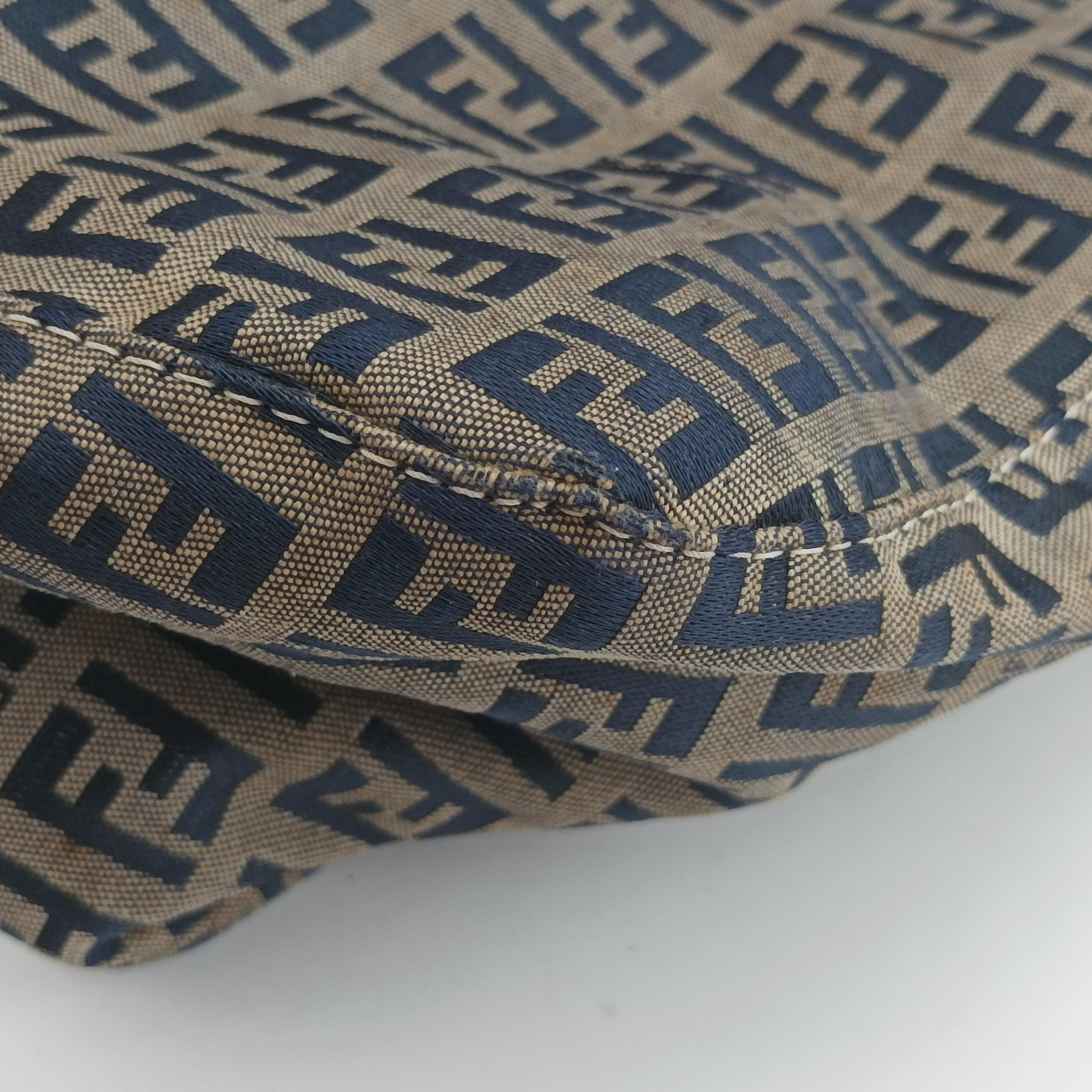 Pre-owned Fendi Baguette Brown×blue×Black fabric 26426 shoulderbag | stylenewstar