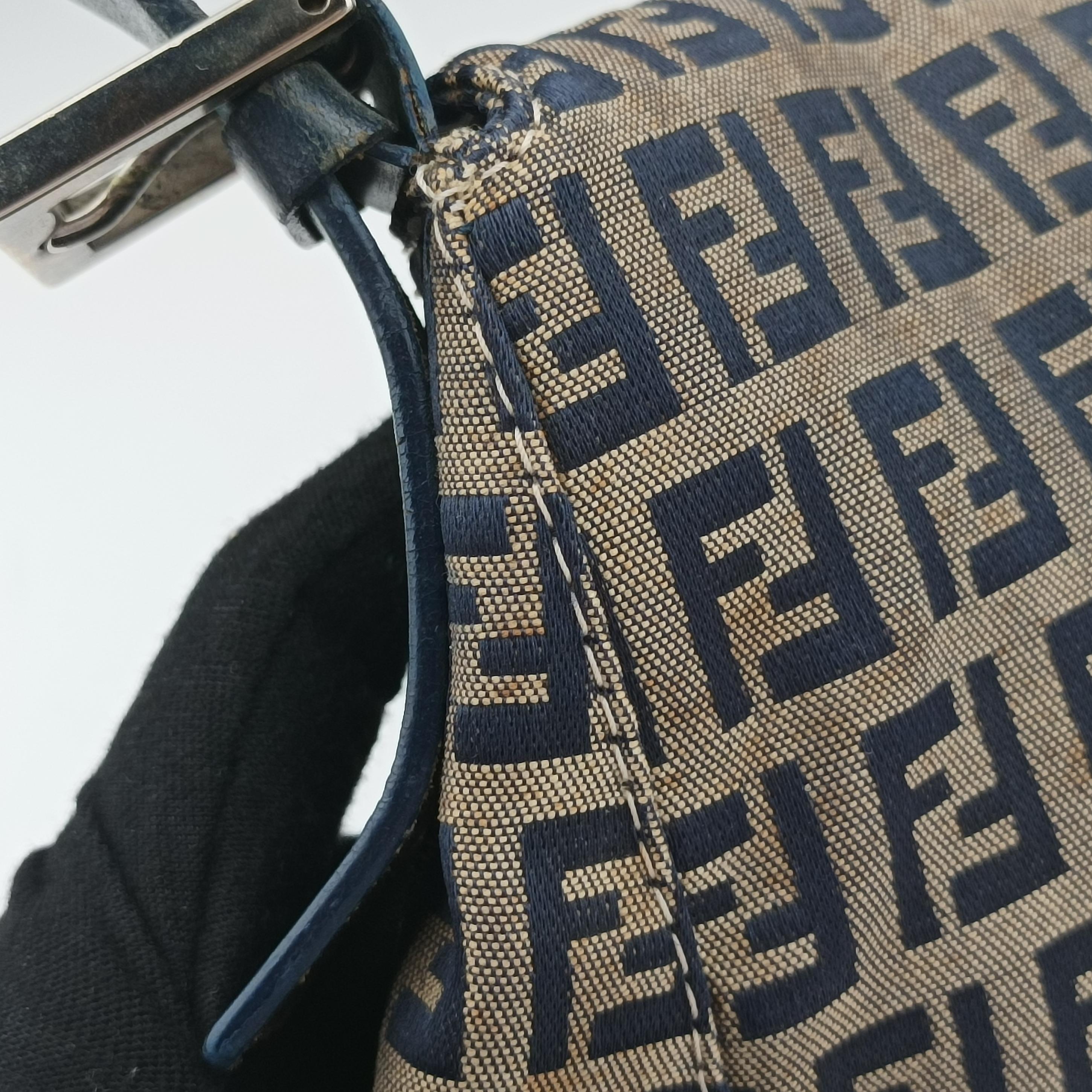 Pre-owned Fendi Baguette Brown×blue×Black fabric 26426 shoulderbag | stylenewstar