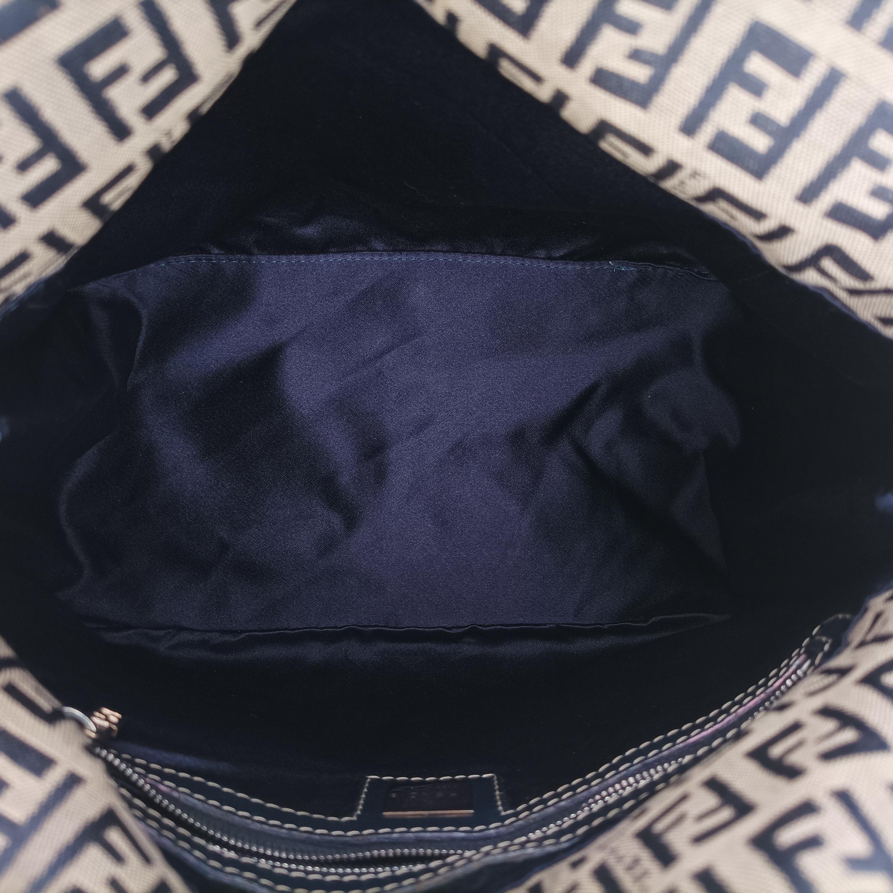 Pre-owned Fendi Baguette Brown×blue×Black fabric 26426 shoulderbag | stylenewstar