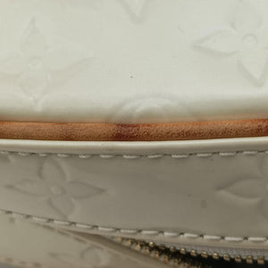 Pre-owned Louis Vuitton Summit Drive Perle Vernis M93514 handbag | stylenewstar