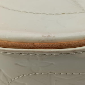 Pre-owned Louis Vuitton Summit Drive Perle Vernis M93514 handbag | stylenewstar