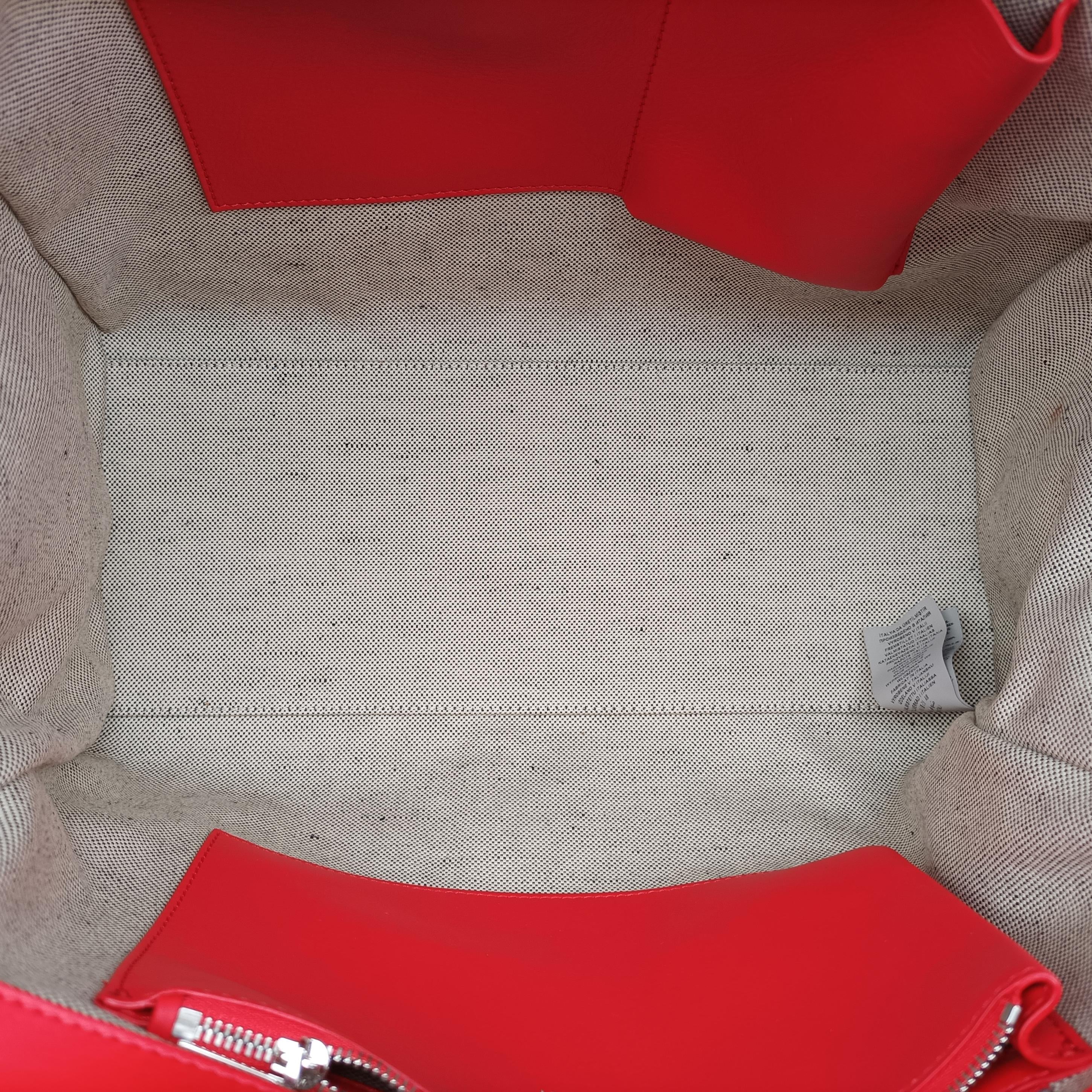 Pre-owned VERSACE Palazzo Empire Red x Blue x Black Leather  shoulderbag | stylenewstar