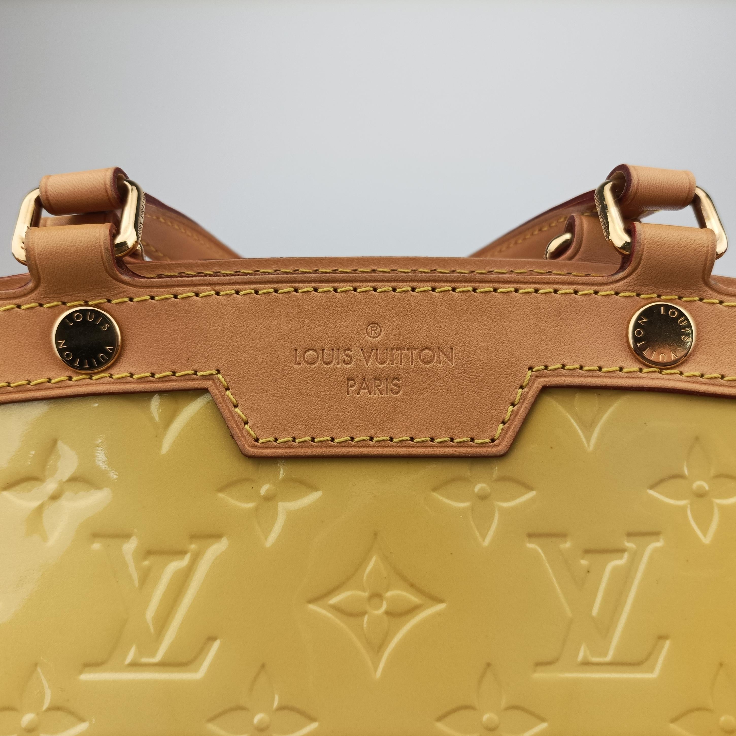 Pre-owned Louis Vuitton Bréa MM Dunne Vernis M90180 shoulderbag | stylenewstar