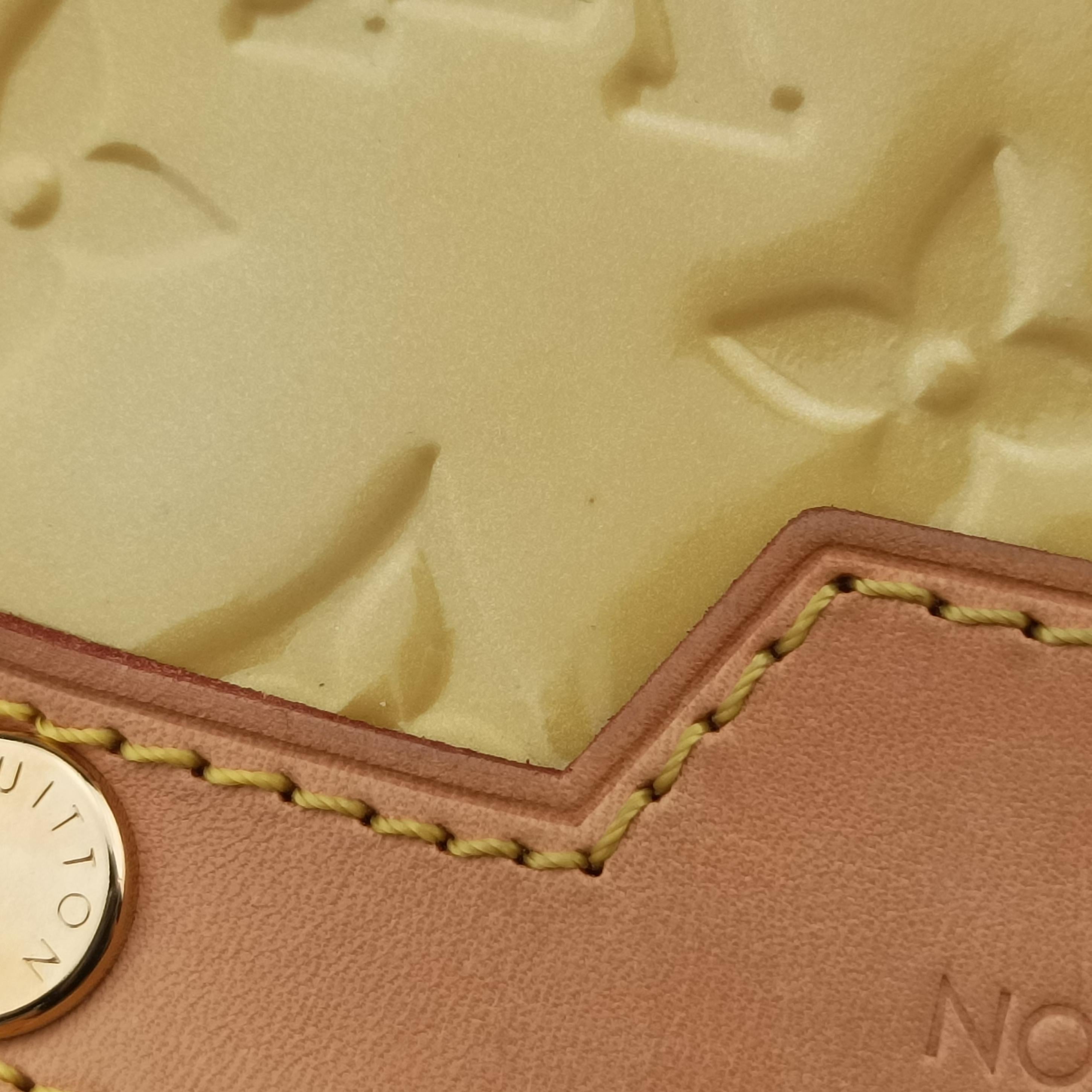 Pre-owned Louis Vuitton Bréa MM Dunne Vernis M90180 shoulderbag | stylenewstar