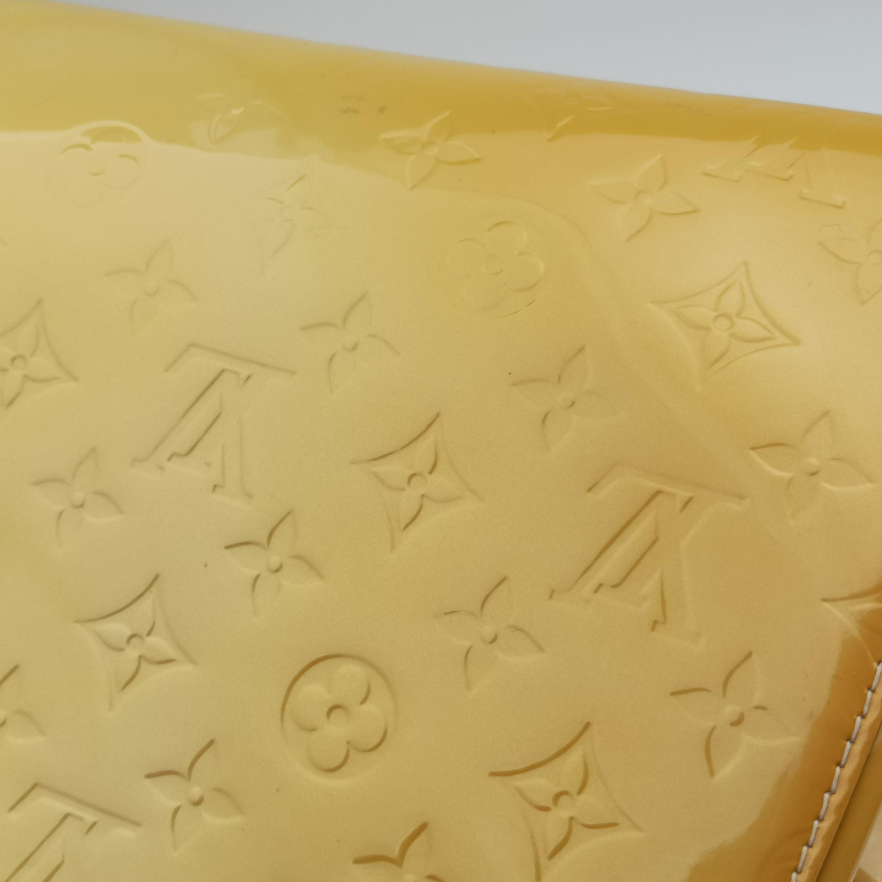 Pre-owned Louis Vuitton Bréa MM Dunne Vernis M90180 shoulderbag | stylenewstar