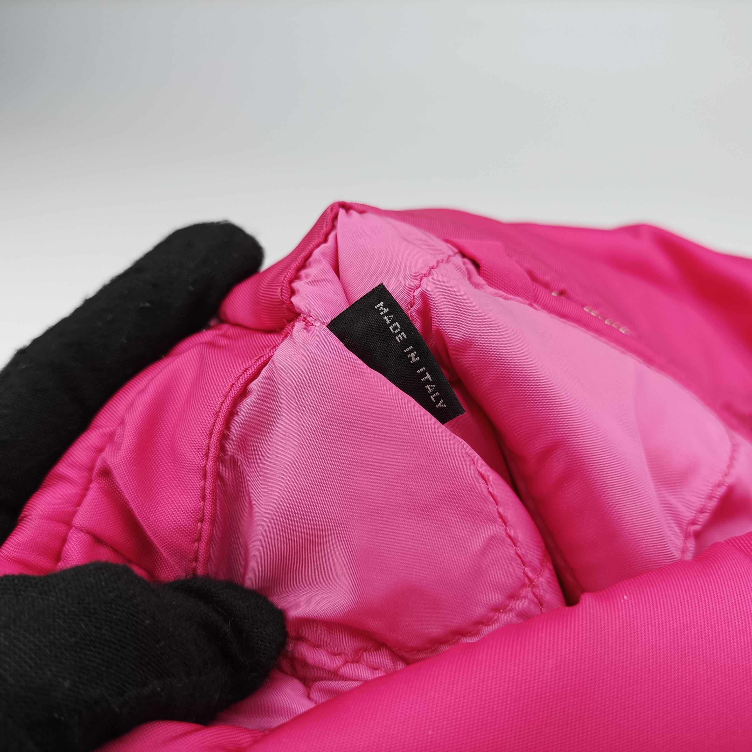 Pre-owned Prada Bomber Chain Rose silk  shoulderbag | stylenewstar