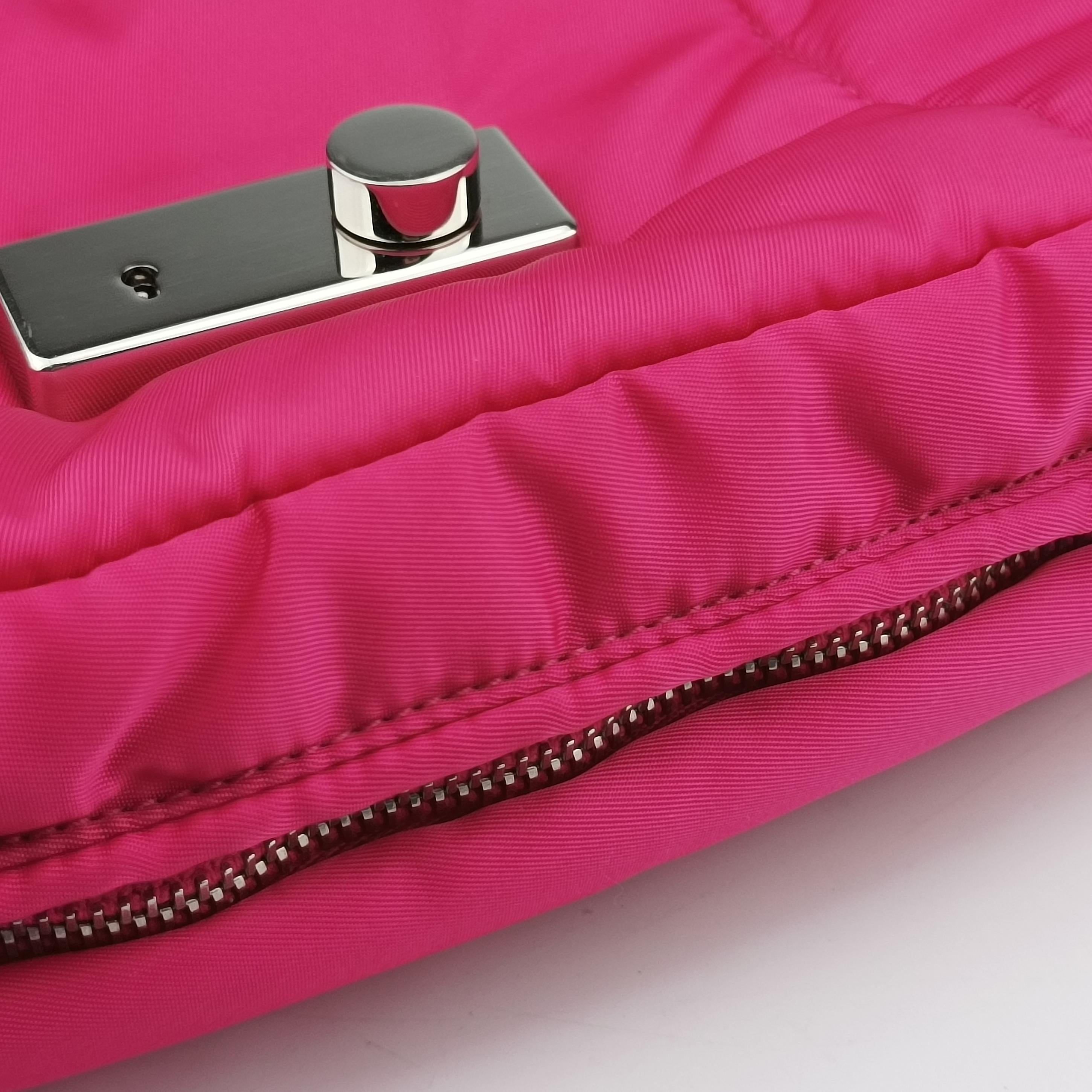 Pre-owned Prada Bomber Chain Rose silk  shoulderbag | stylenewstar