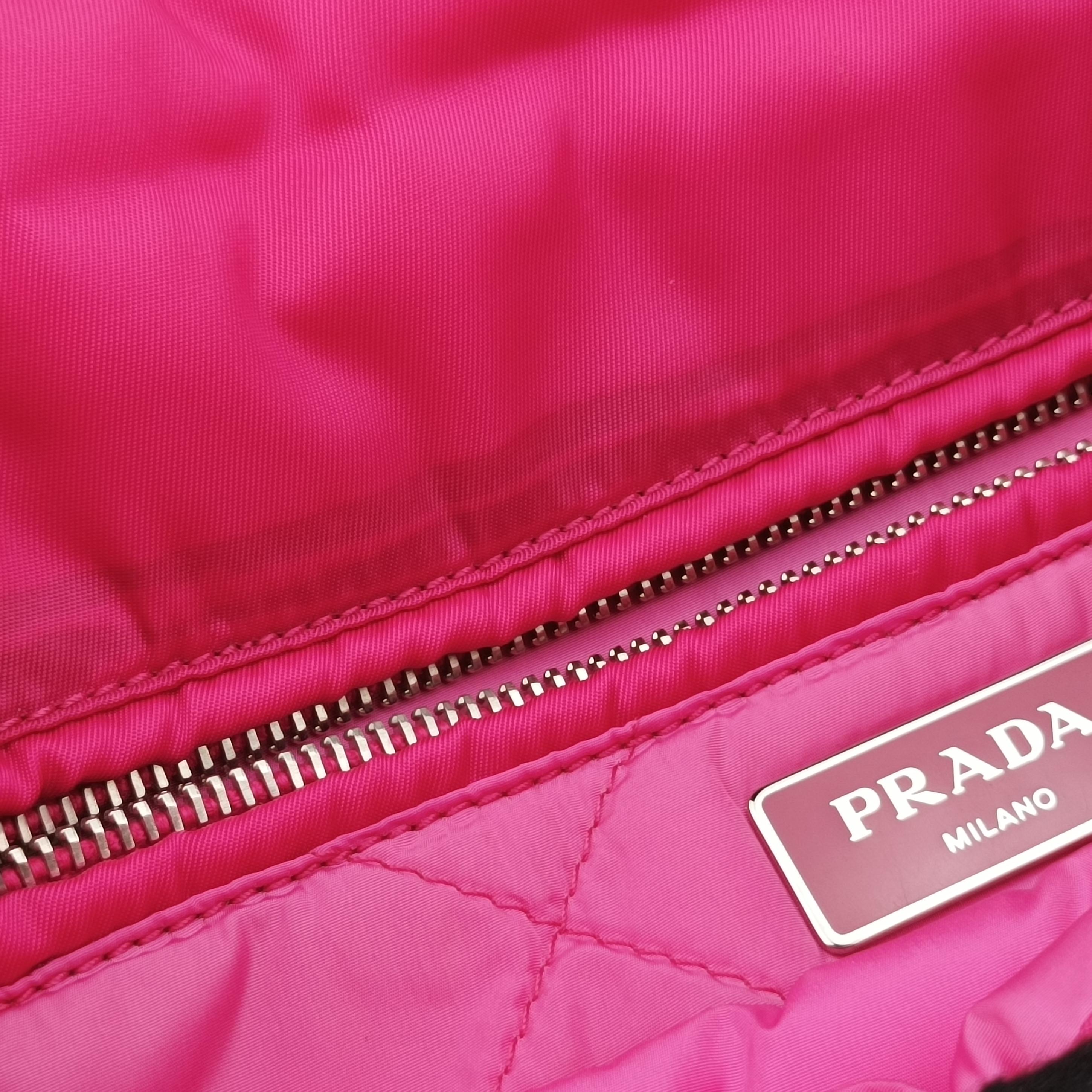Pre-owned Prada Bomber Chain Rose silk  shoulderbag | stylenewstar
