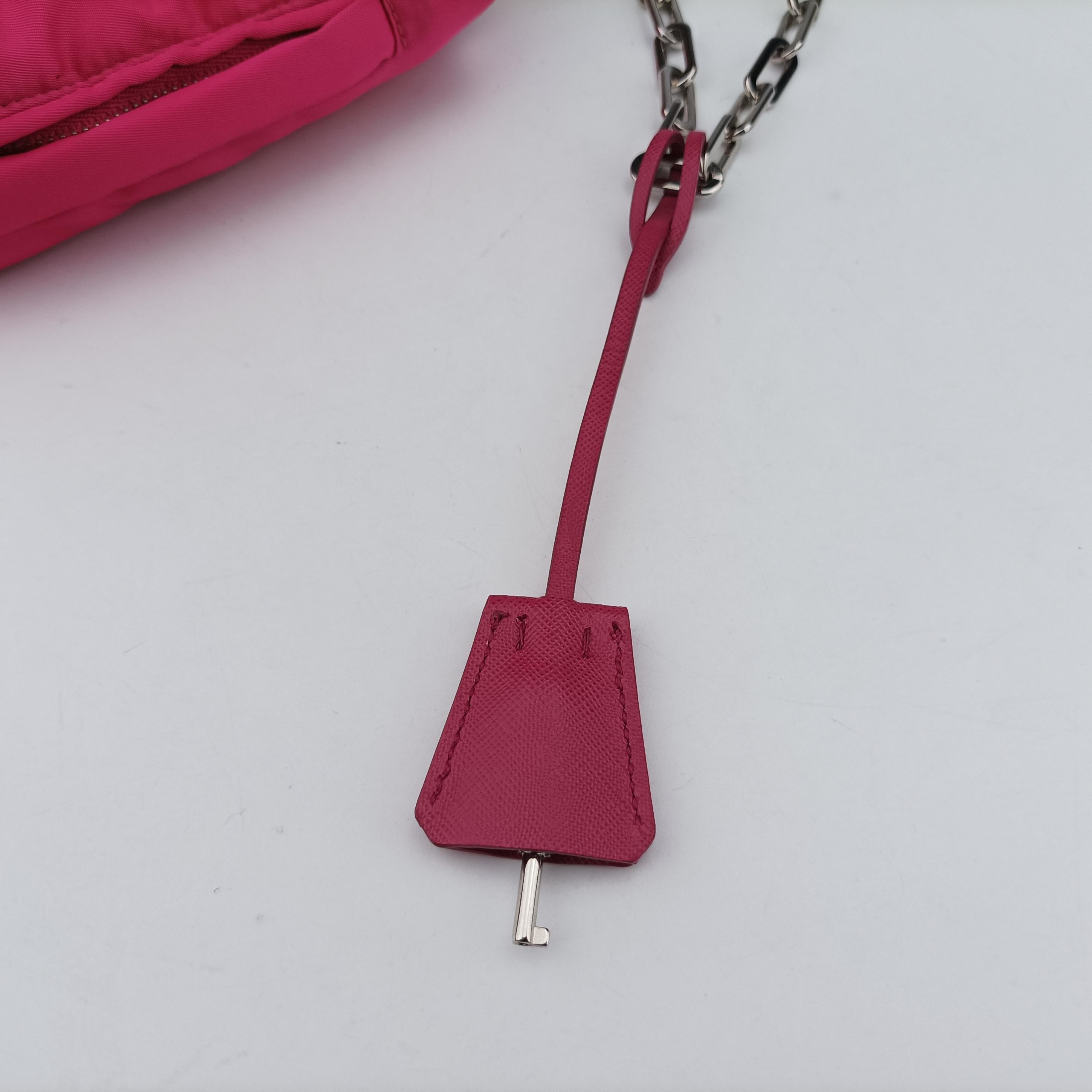 Pre-owned Prada Bomber Chain Rose silk  shoulderbag | stylenewstar