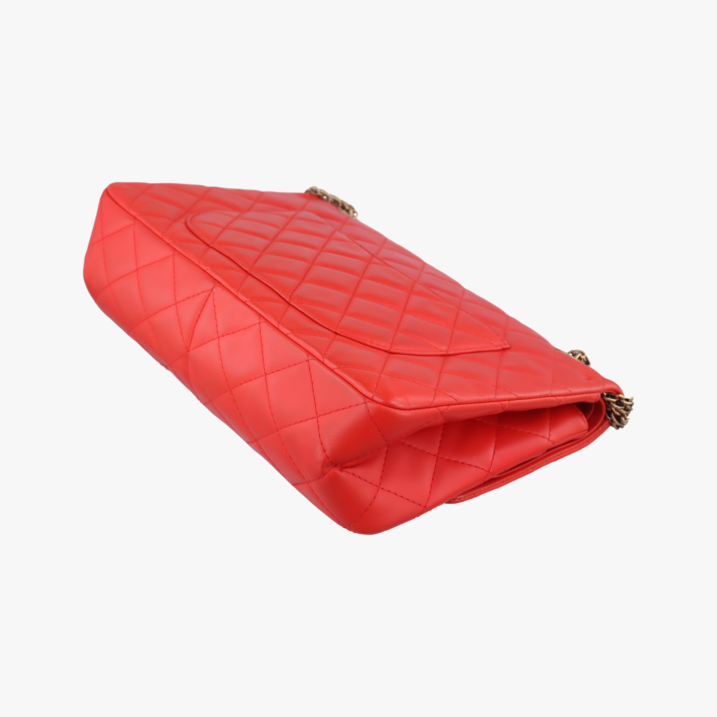 Secondhand Chanel 2.55 double flap Matelasse Red lambskin A37590 shoulderbag | stylenewstar