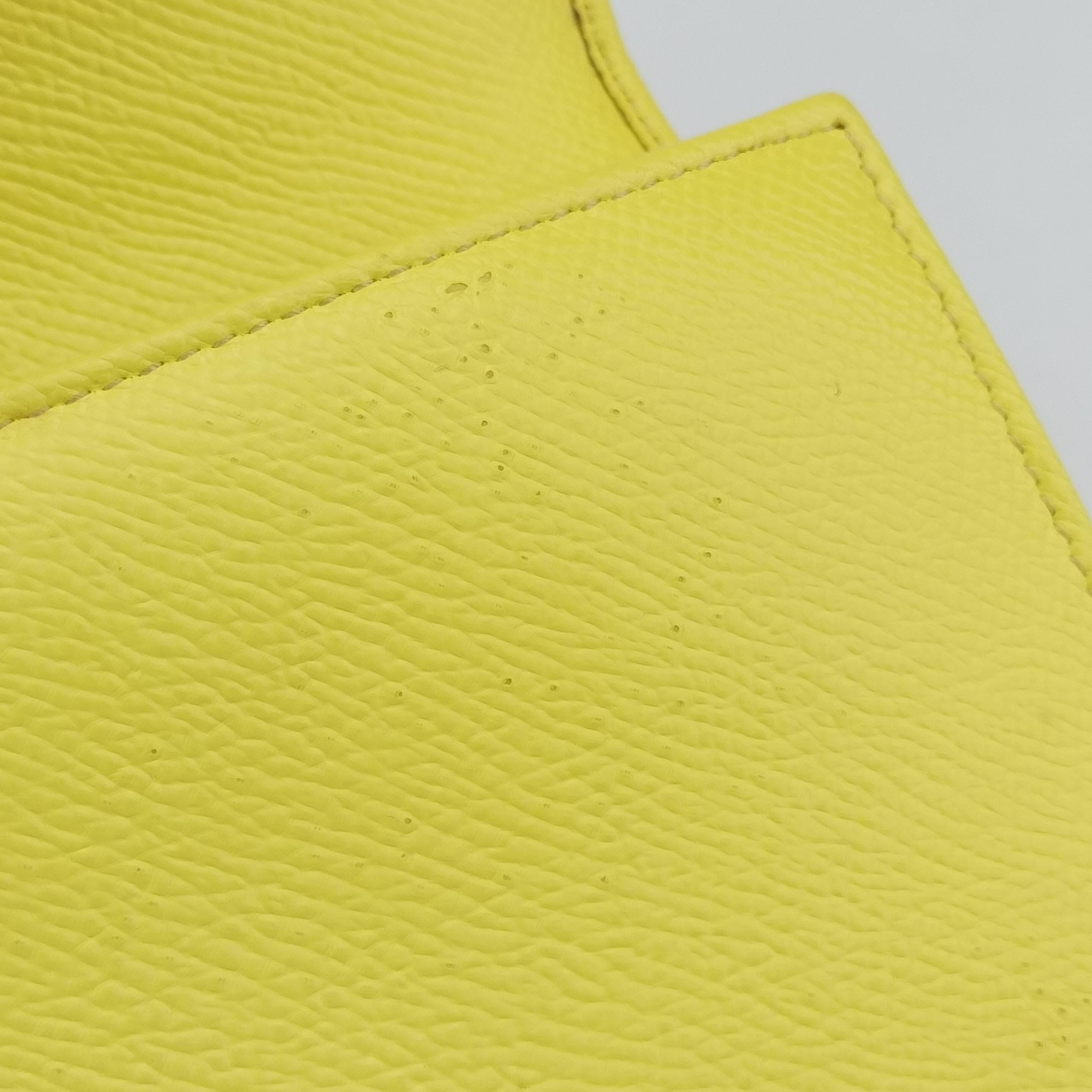 Pre-owned Dolce & Gabbana SICILY Yellow Leather  shoulderbag | stylenewstar